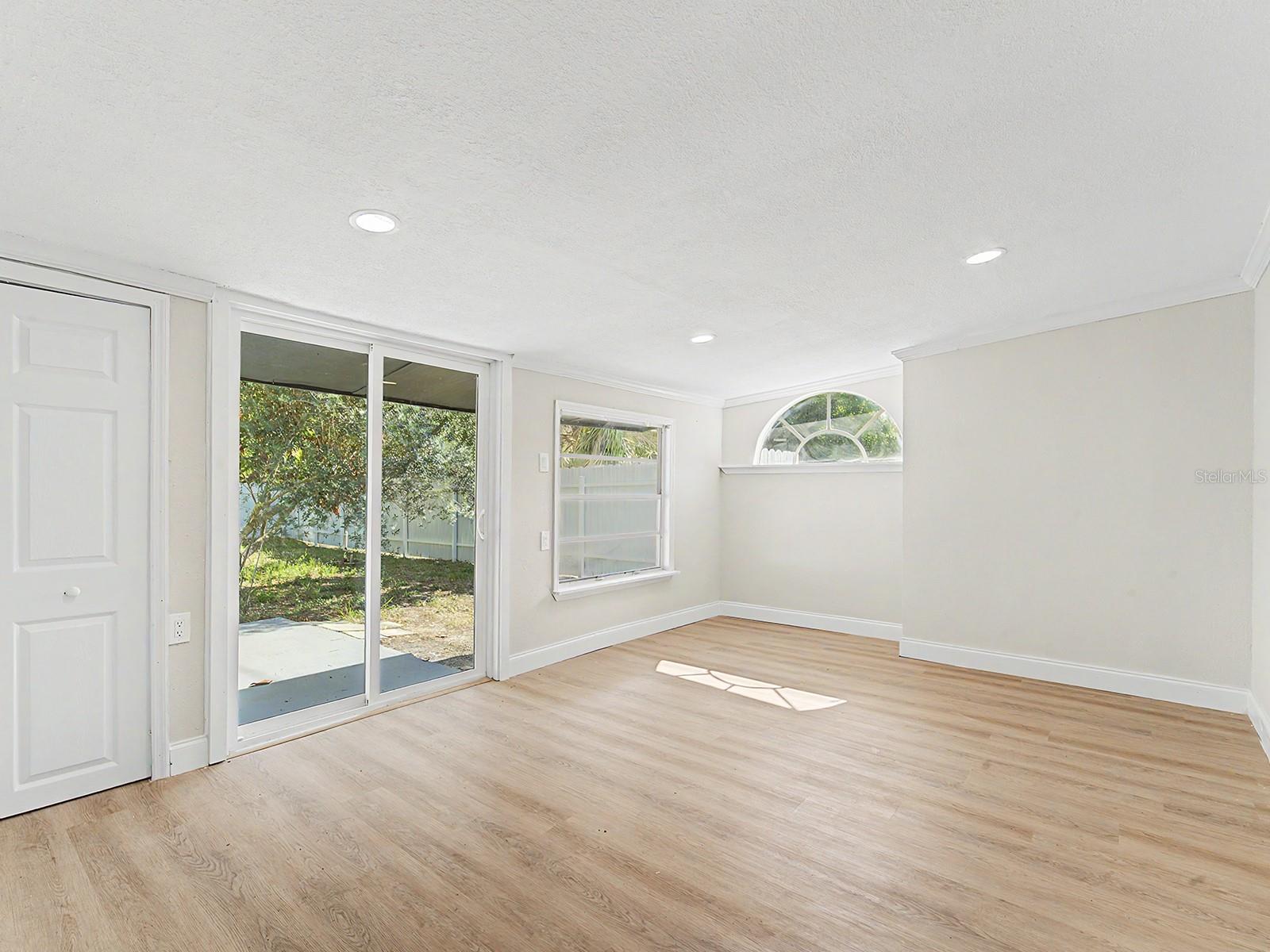 Image 19 of 55 For 7708 Maryland Avenue