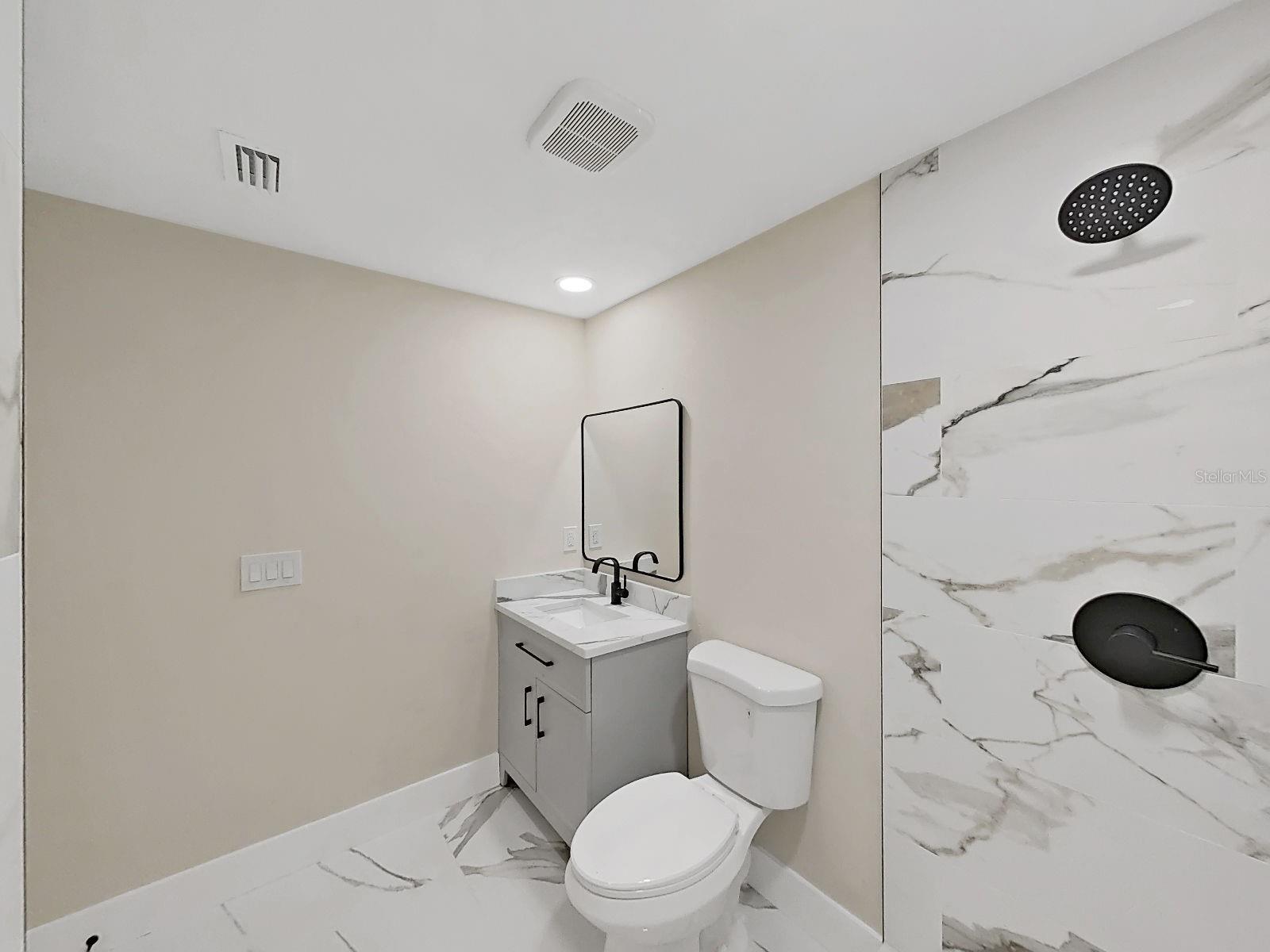Image 13 of 62 For 7218 Lunita Court