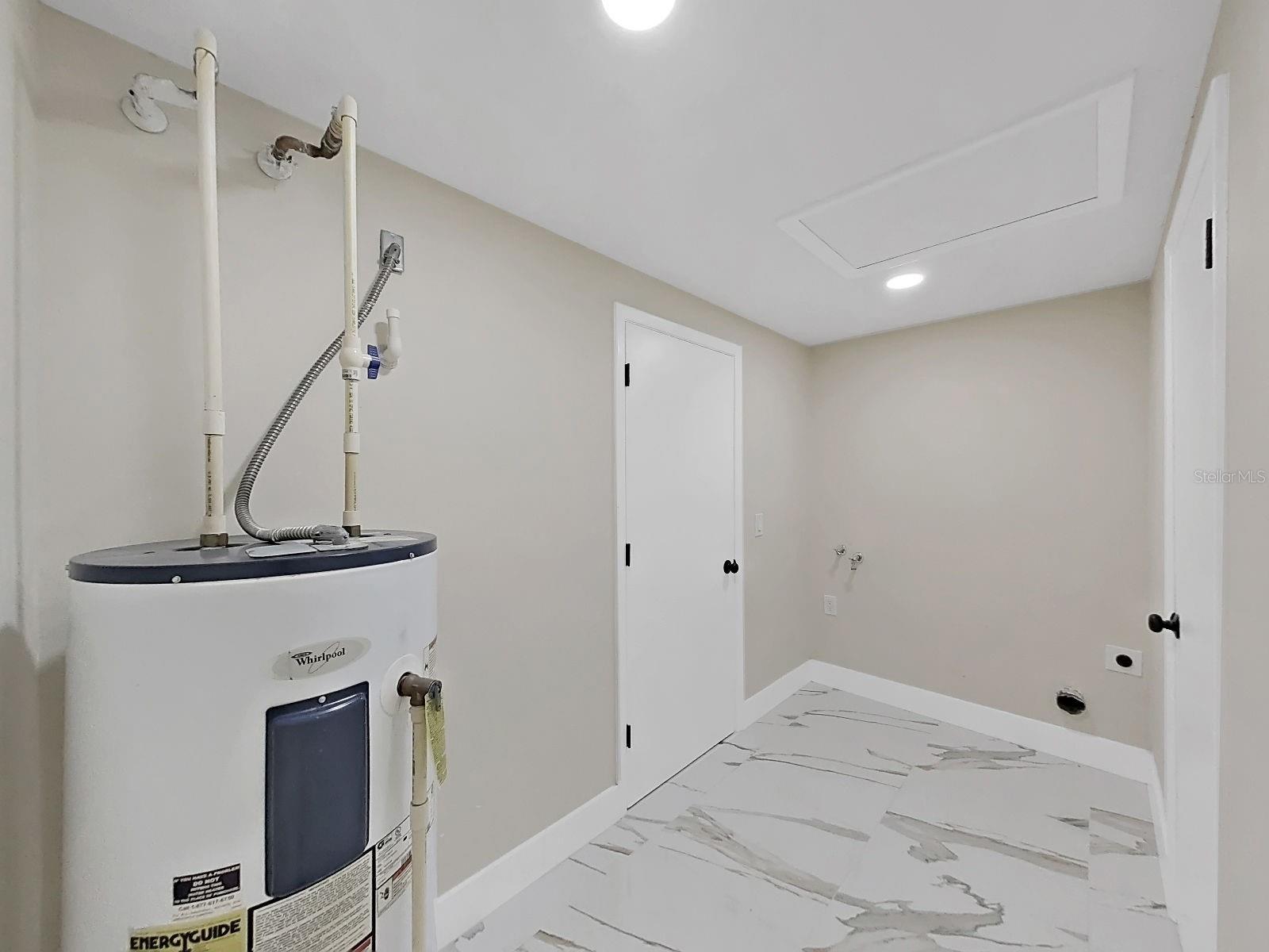 Image 33 of 62 For 7218 Lunita Court