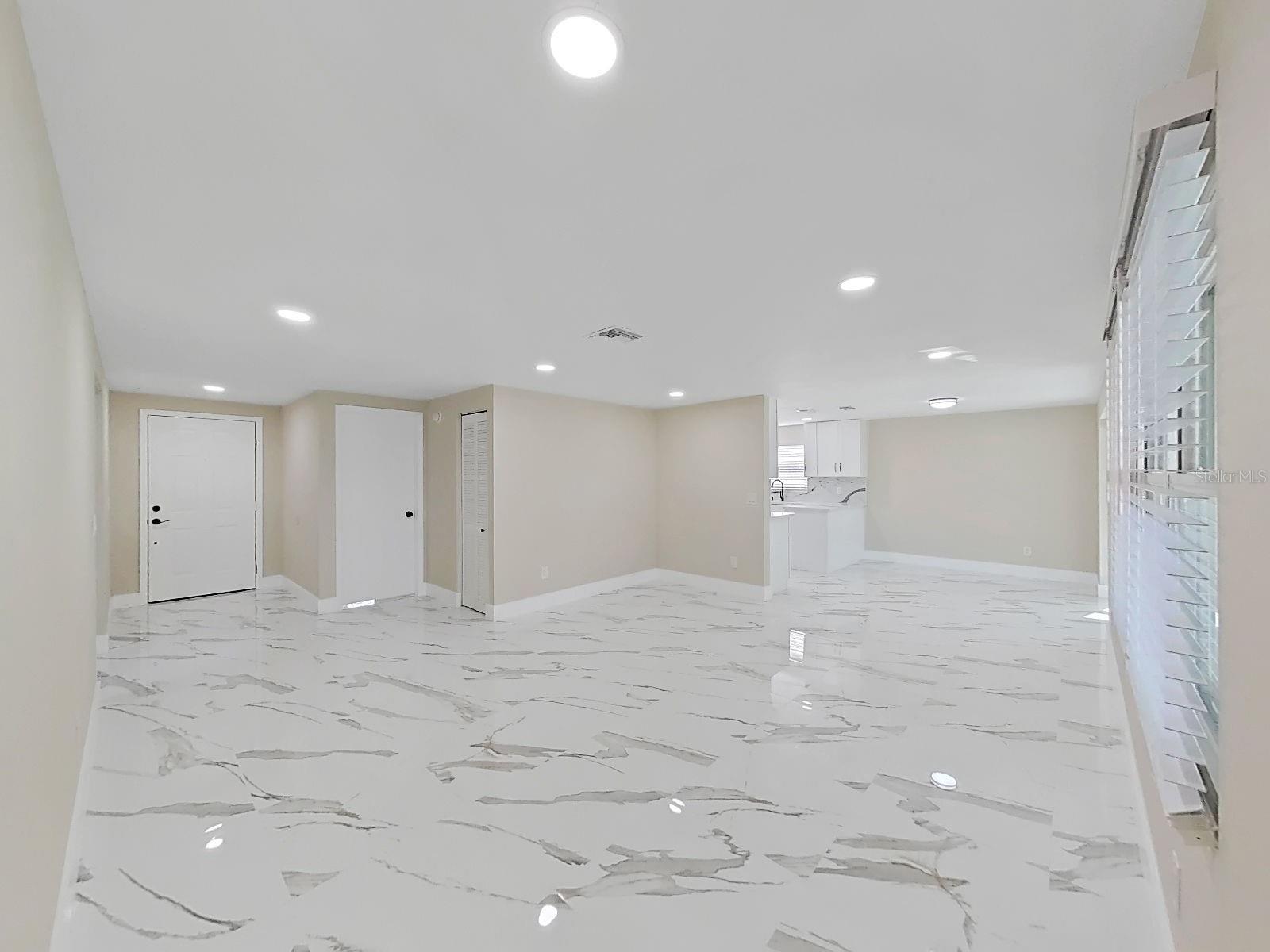 Image 9 of 62 For 7218 Lunita Court