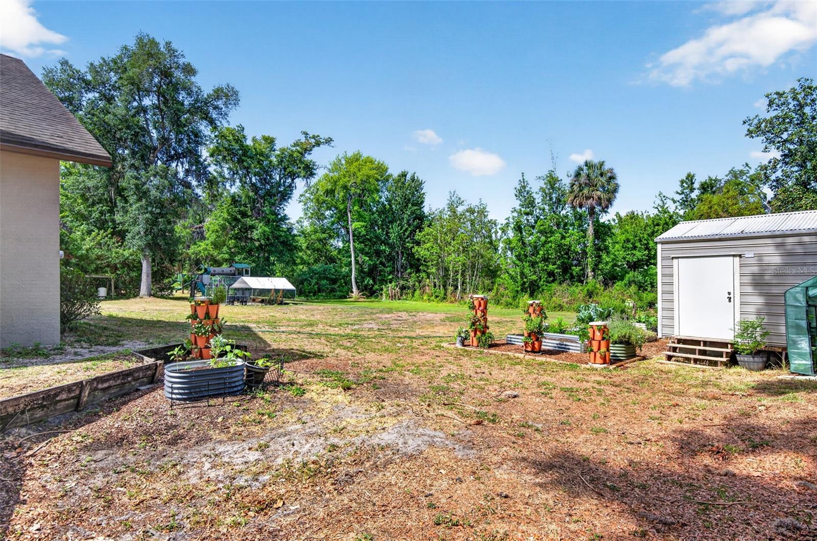 Listing photo id 46 for 2603 Cathedral Oaks Place