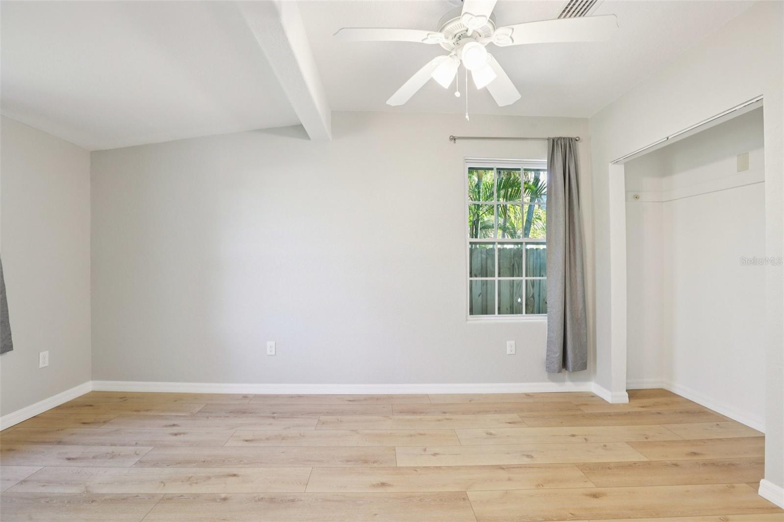 Image 15 of 24 For 13135 4th Street E