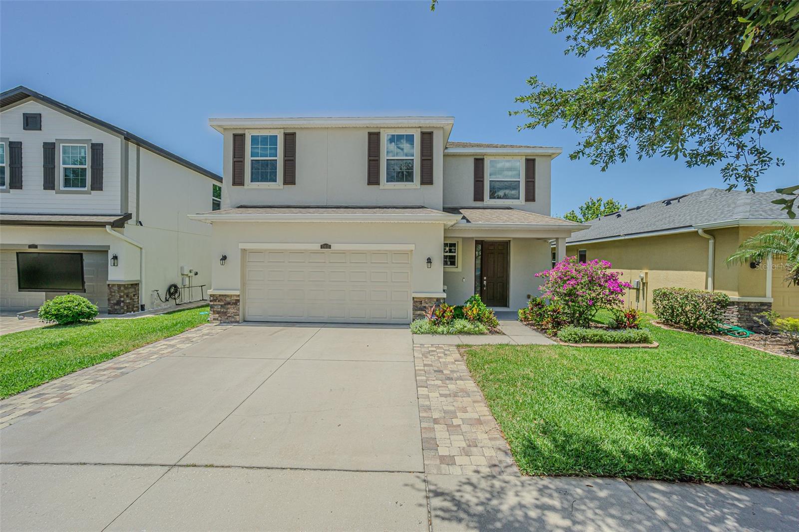 Image 2 of 40 For 11615 Warren Oaks Place