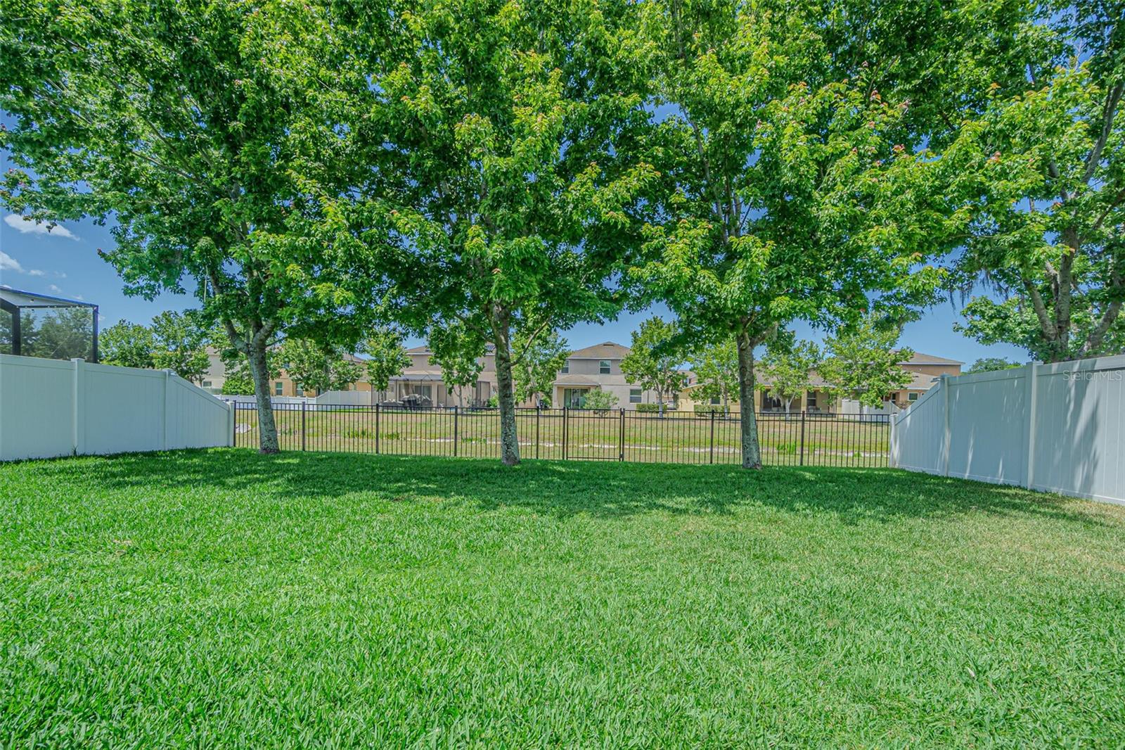 Image 30 of 40 For 11615 Warren Oaks Place