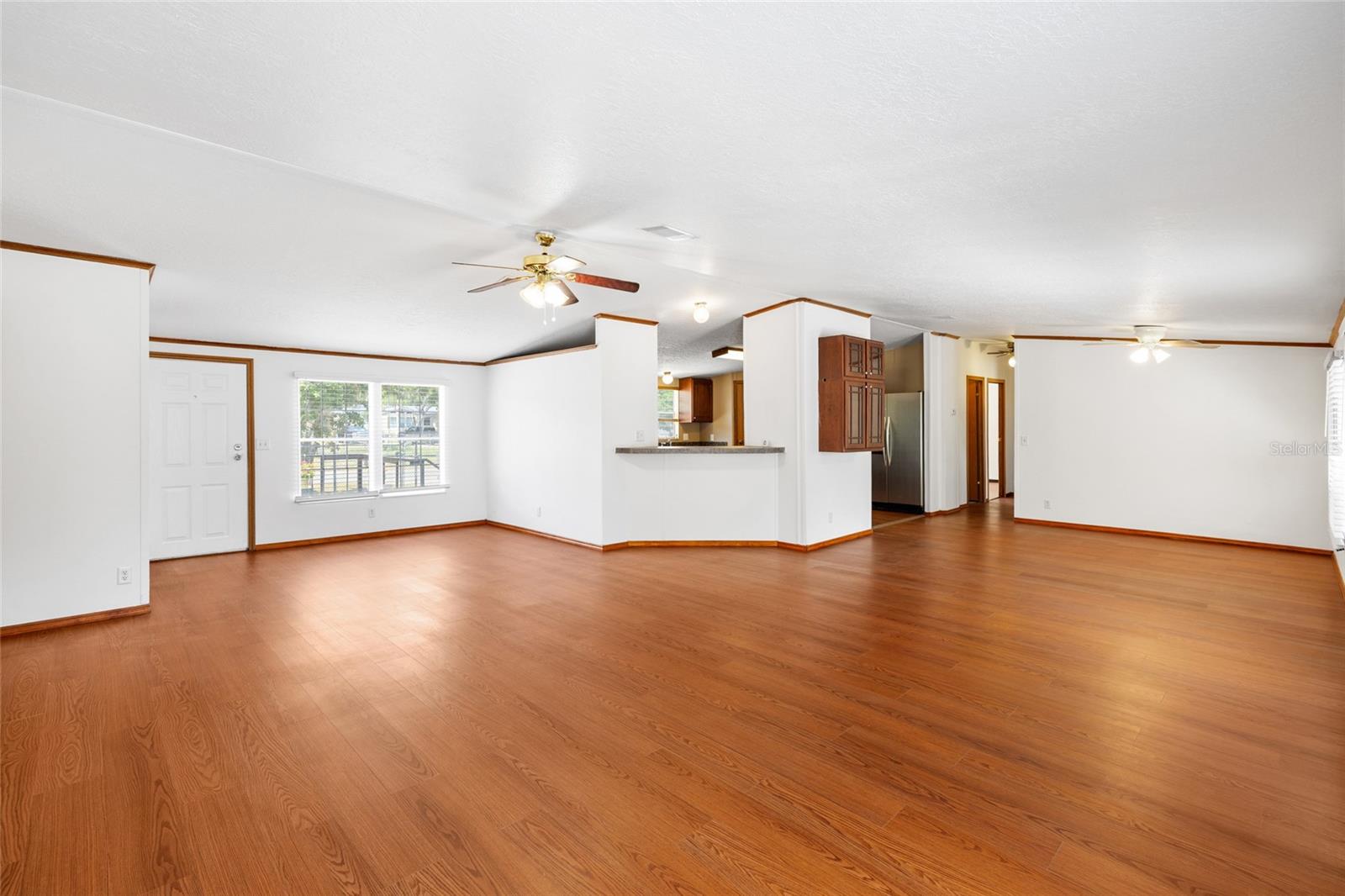 Listing photo id 9 for 12507 Icewood Court