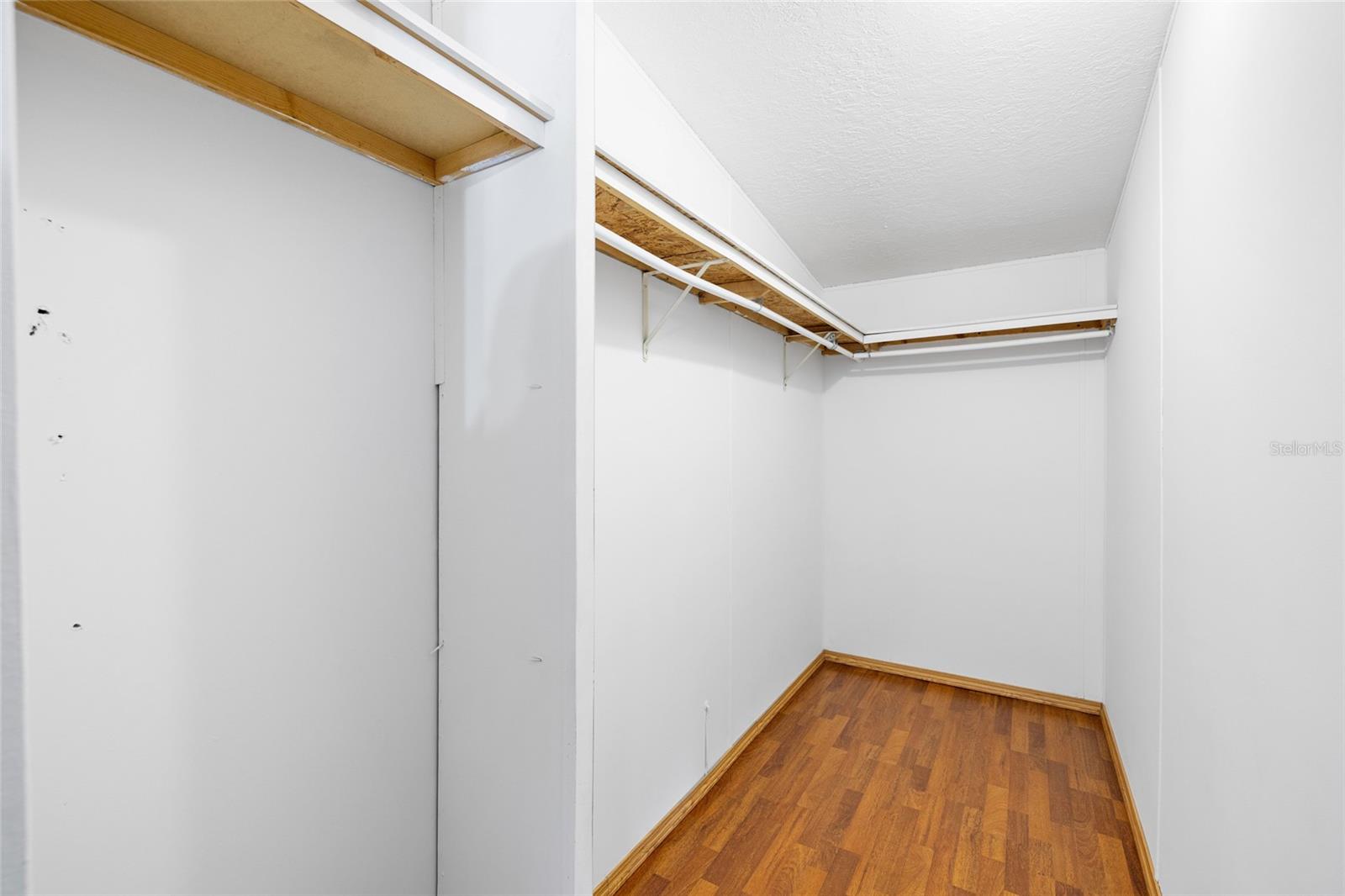 Listing photo id 22 for 12507 Icewood Court