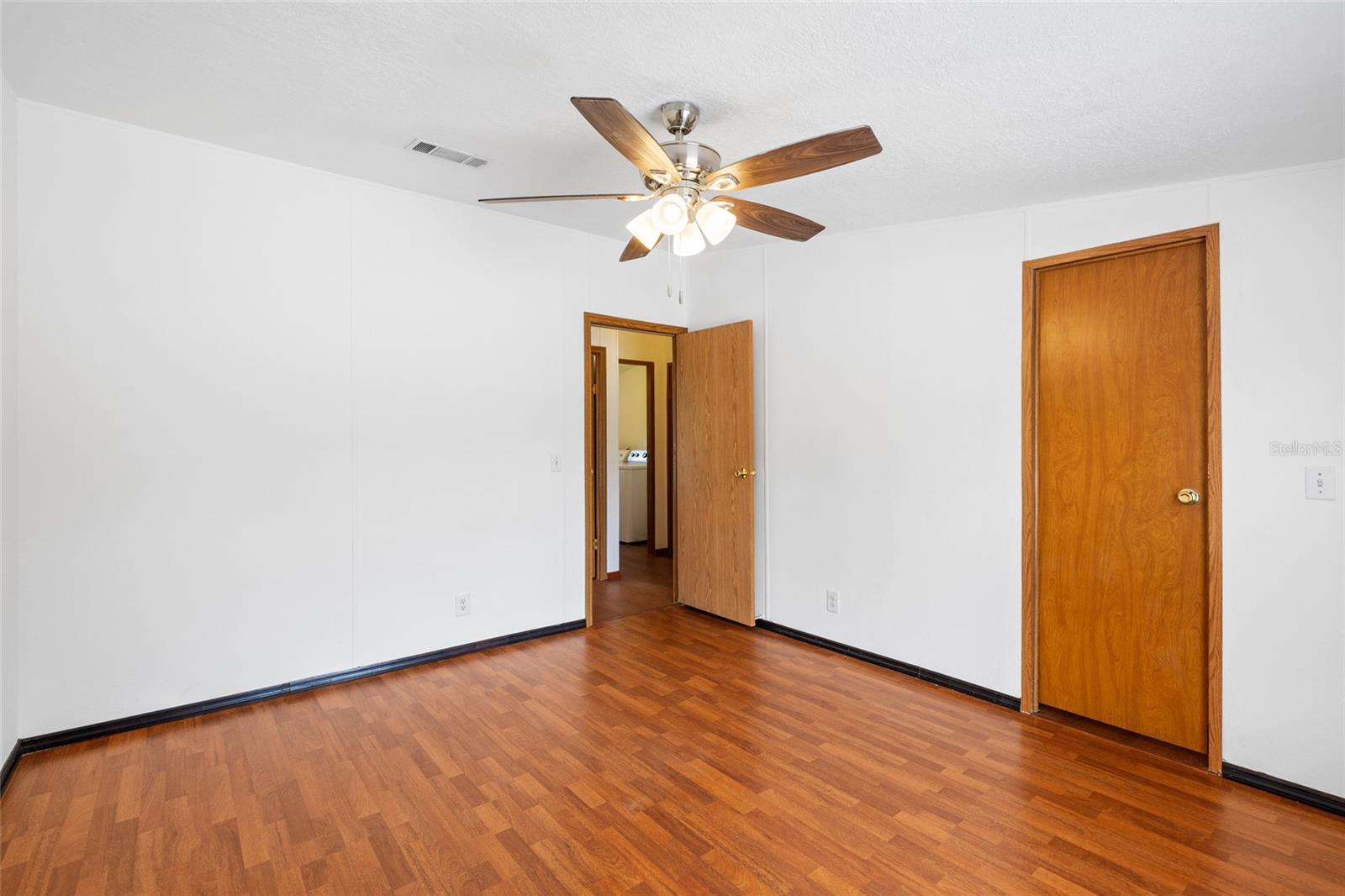 Listing photo id 28 for 12507 Icewood Court