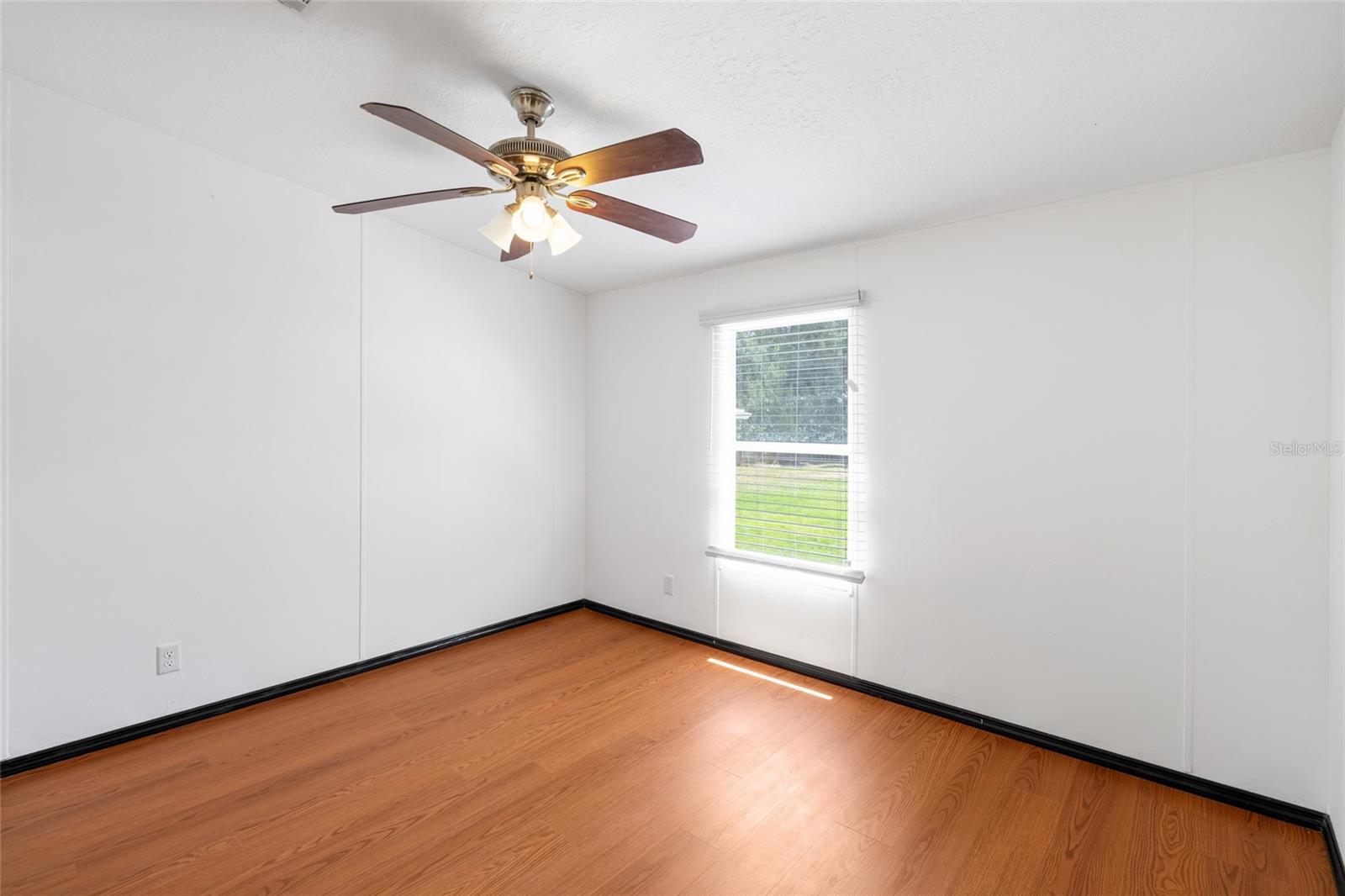 Listing photo id 30 for 12507 Icewood Court