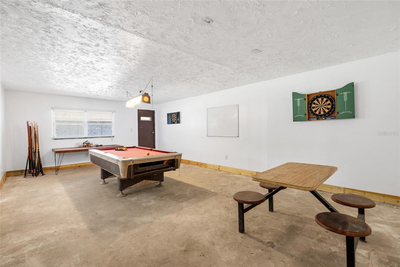 Listing photo id 33 for 12507 Icewood Court