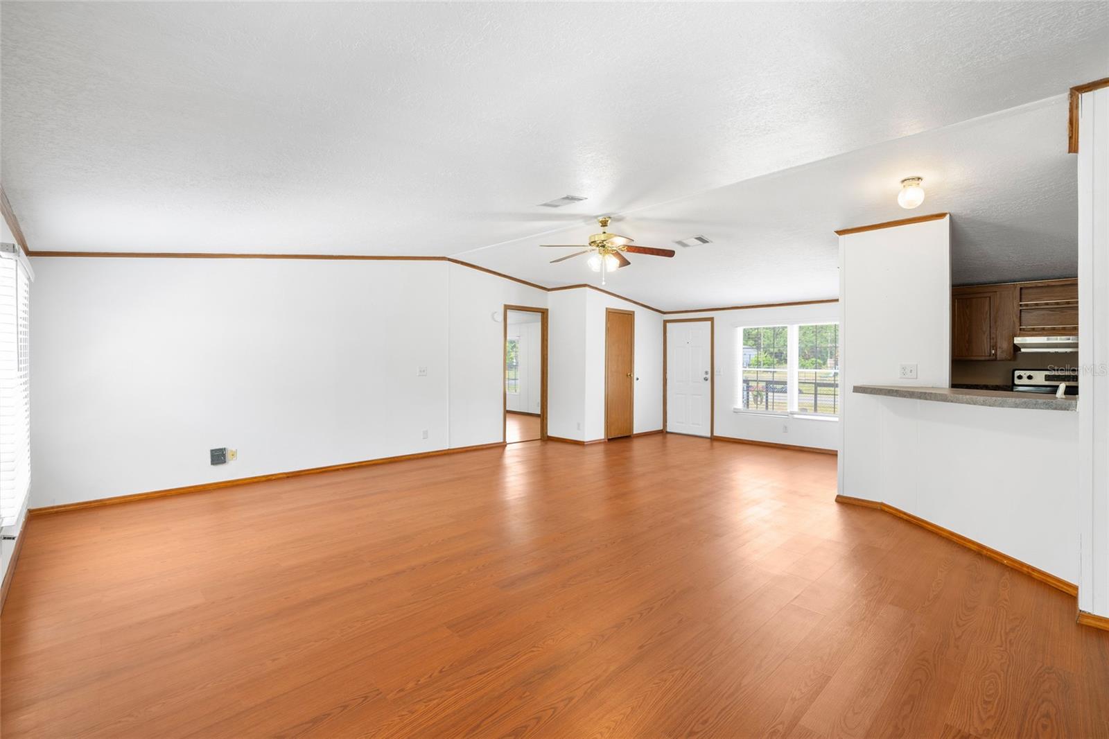 Listing photo id 7 for 12507 Icewood Court