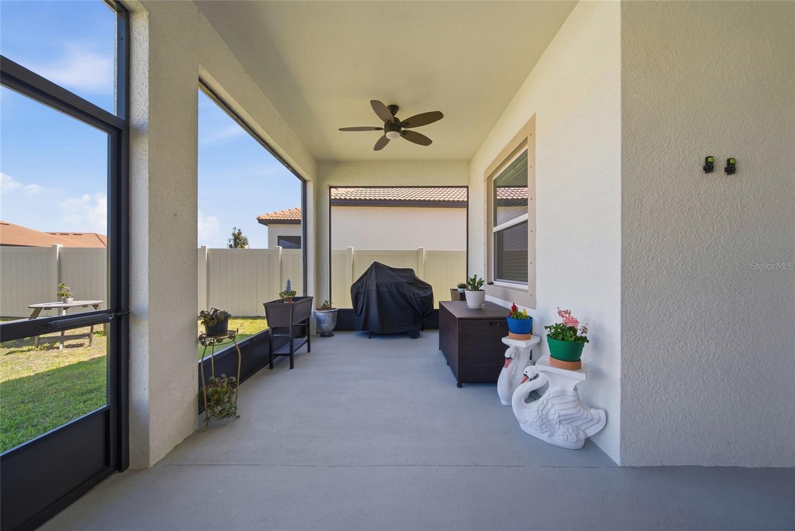 Image 20 of 37 For 17301 Scuba Crest Street