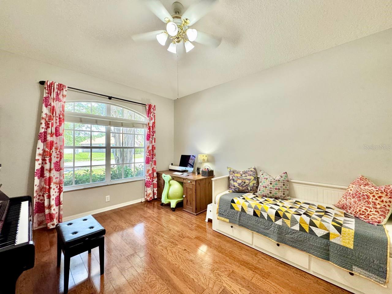 Image 12 of 66 For 16934 Melissa Ann Drive