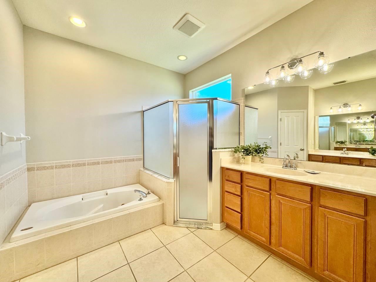 Image 23 of 66 For 16934 Melissa Ann Drive
