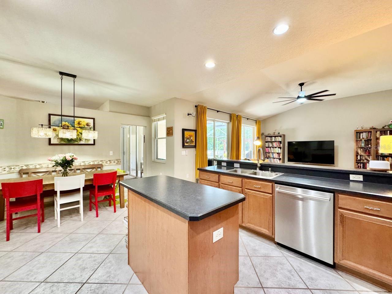 Image 31 of 66 For 16934 Melissa Ann Drive