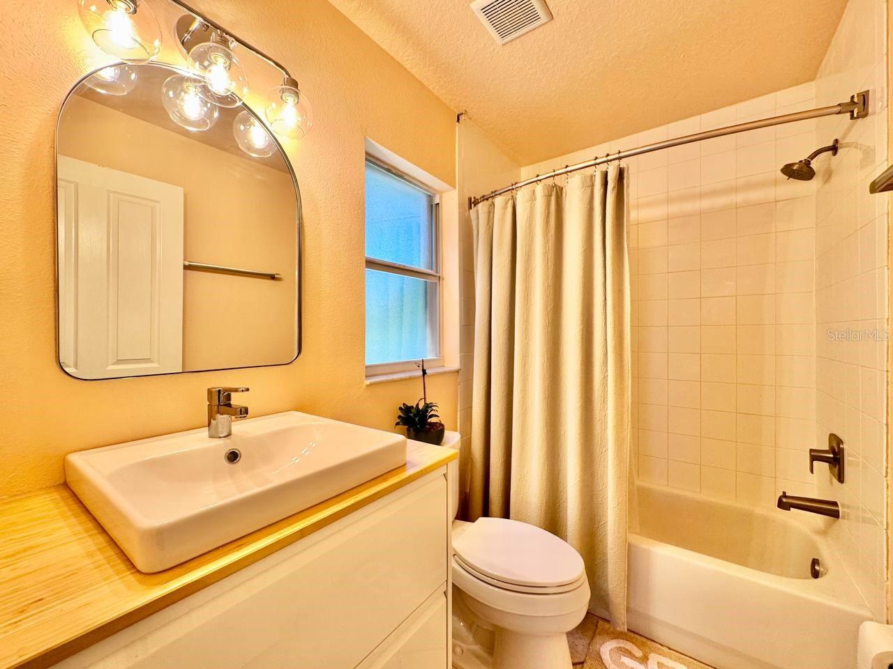 Image 47 of 66 For 16934 Melissa Ann Drive