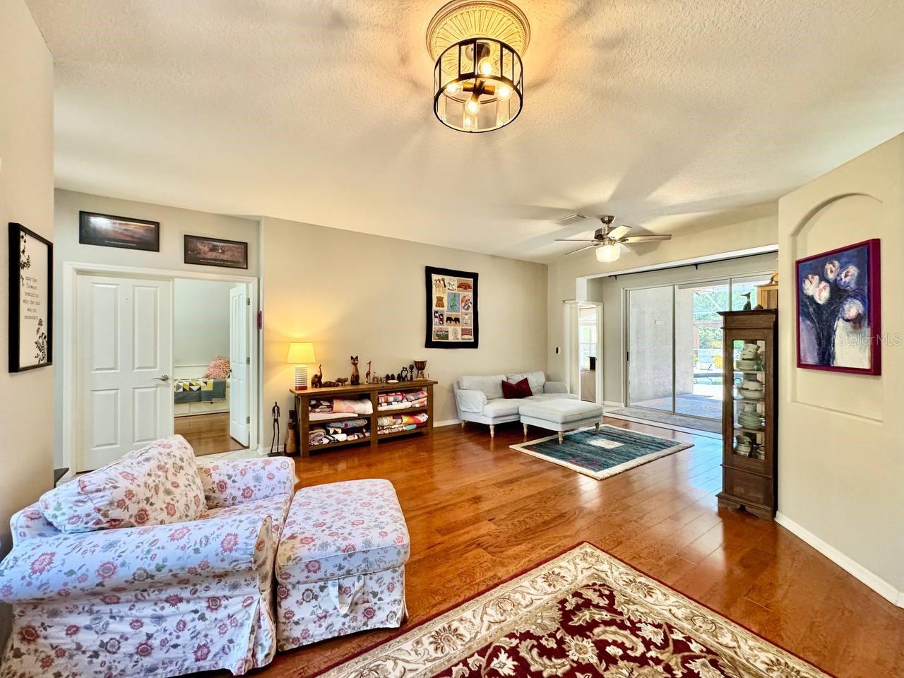 Image 9 of 66 For 16934 Melissa Ann Drive