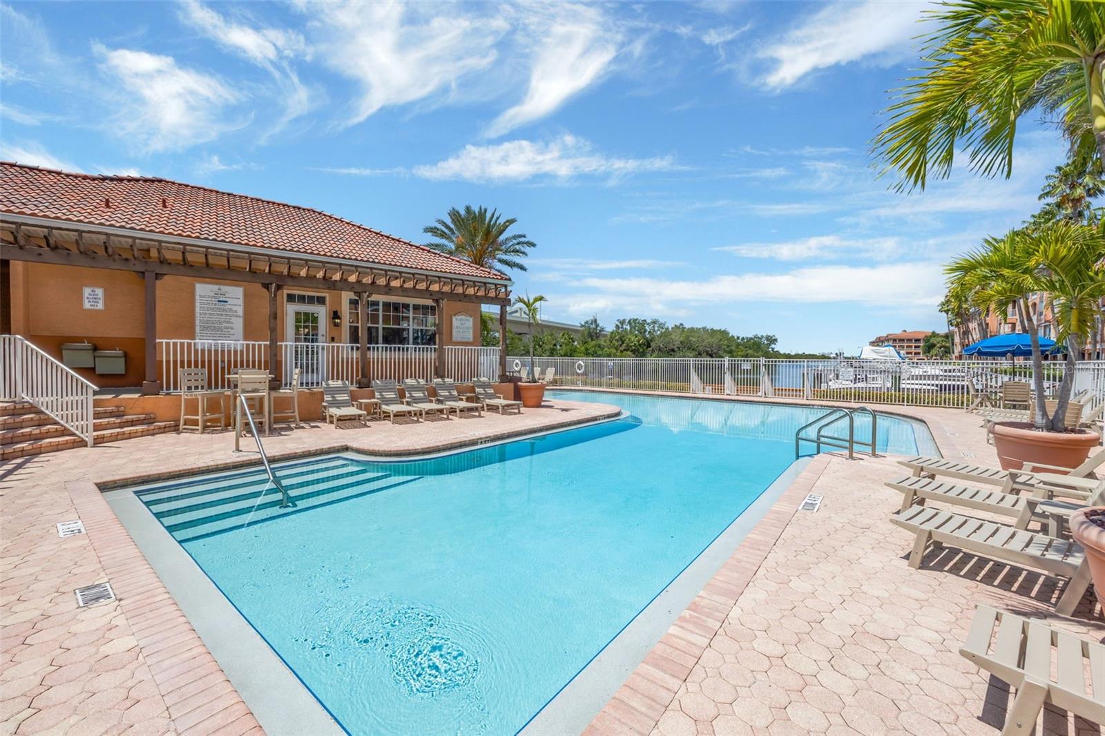 Image 35 of 47 For 5000 Culbreath Key Way 1-306