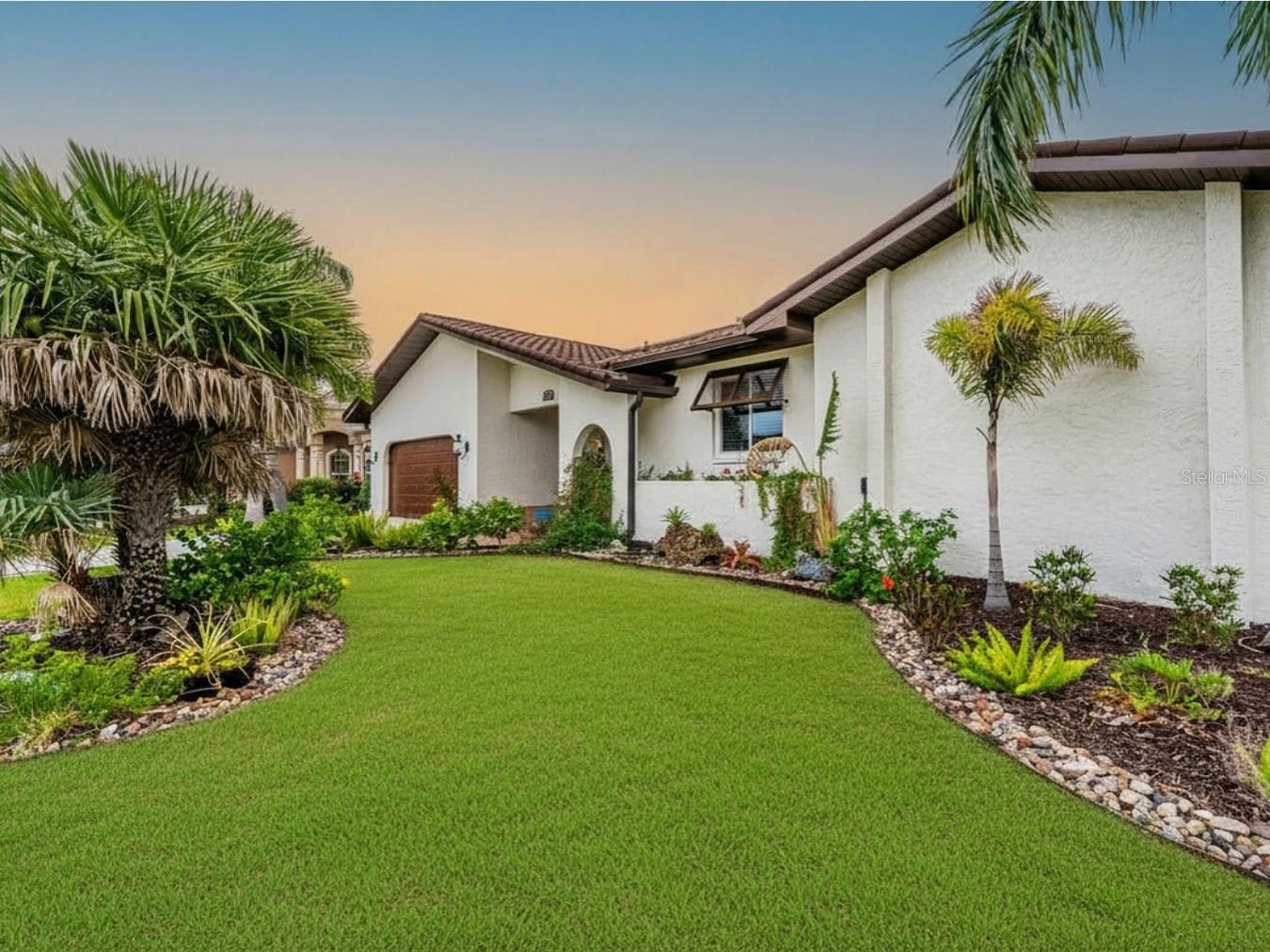 Image 10 of 86 For 2539 Brazilia Court