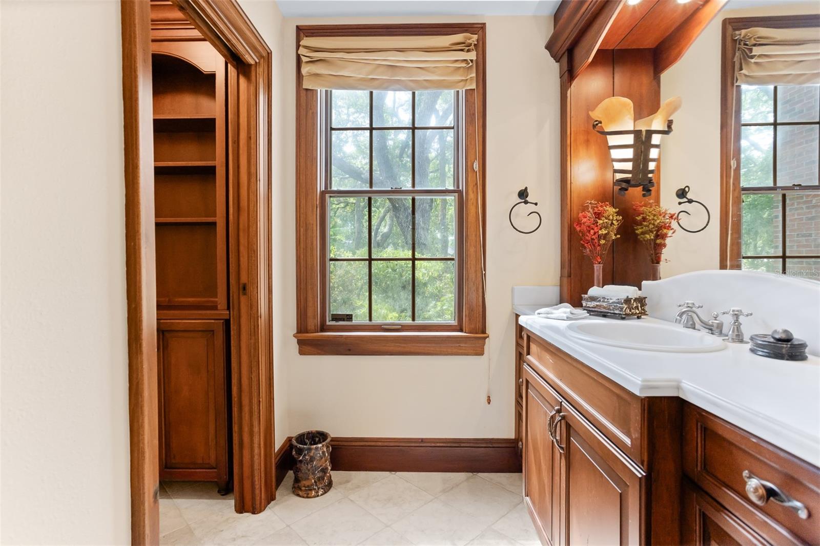 Image 12 of 100 For 2124 Laurence Drive