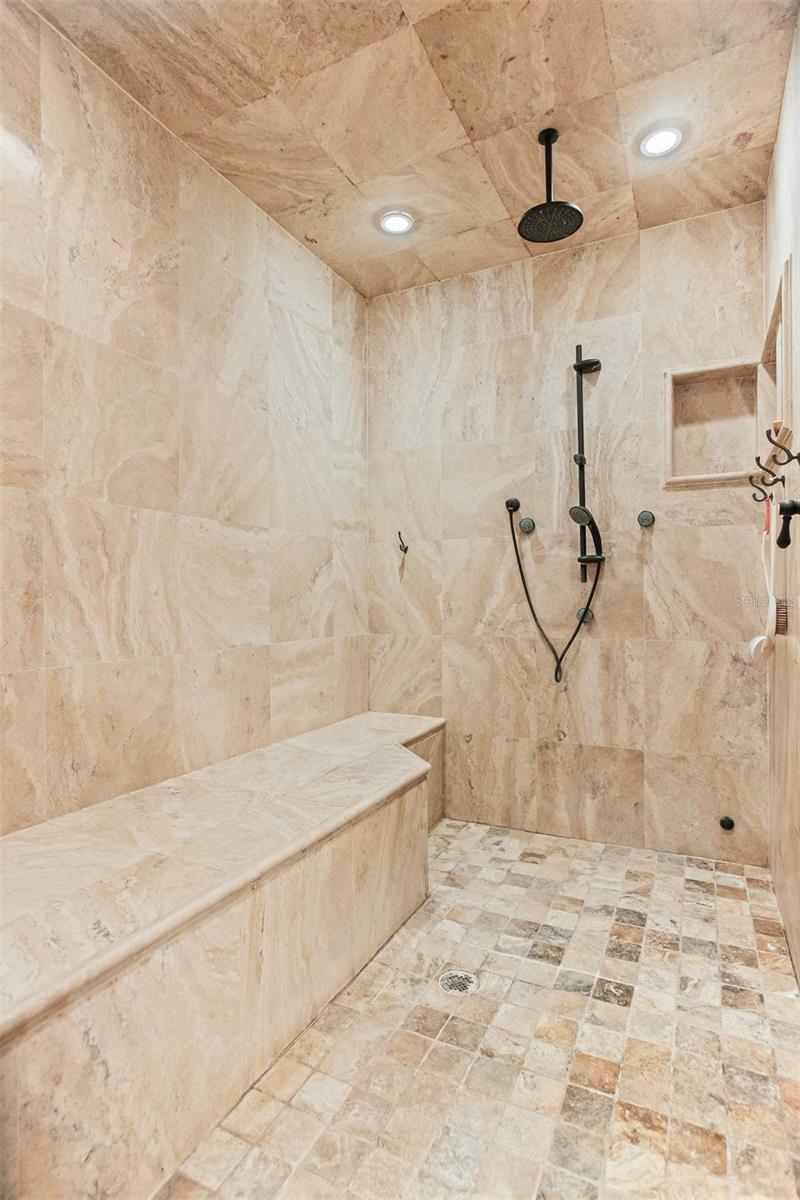 Image 43 of 100 For 2124 Laurence Drive