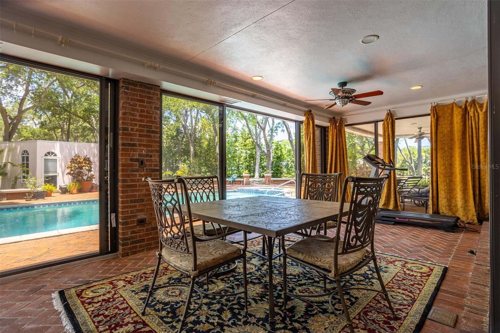 Image 74 of 100 For 2124 Laurence Drive