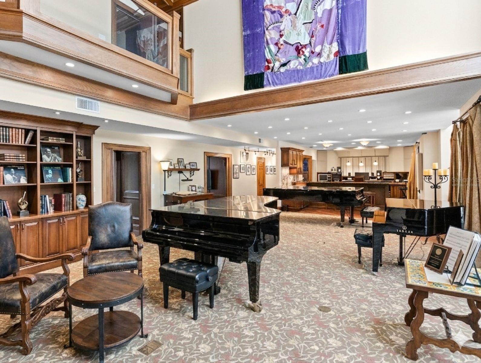 Image 8 of 100 For 2124 Laurence Drive
