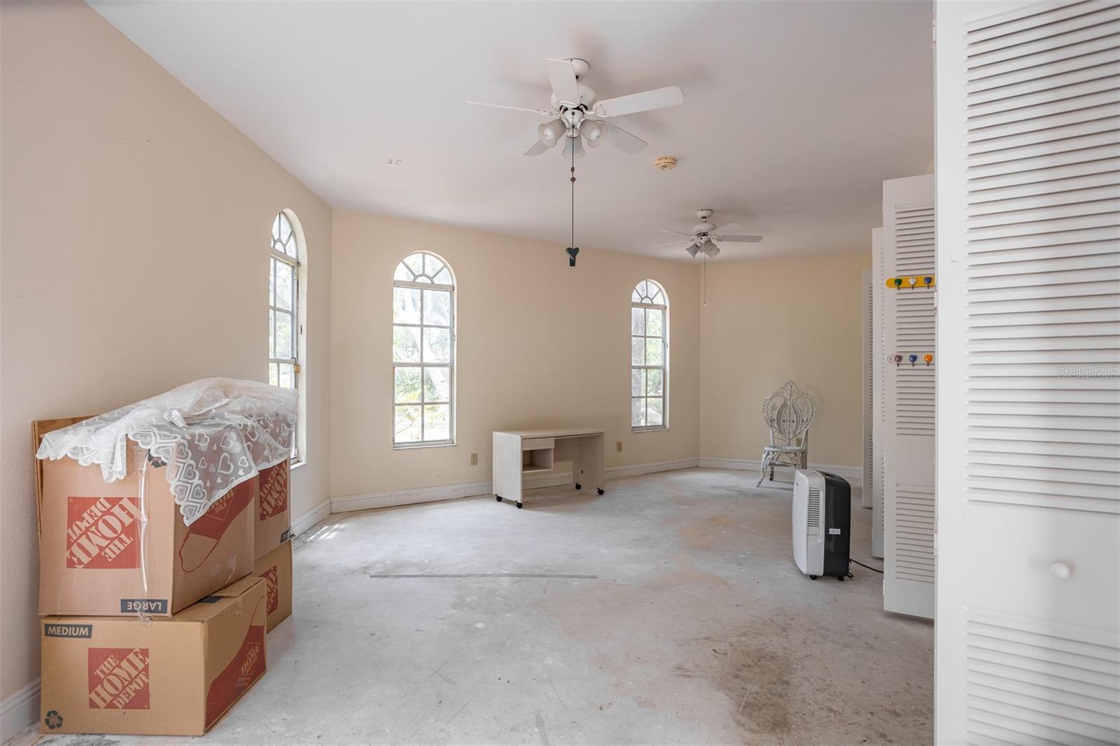 Image 84 of 100 For 2124 Laurence Drive