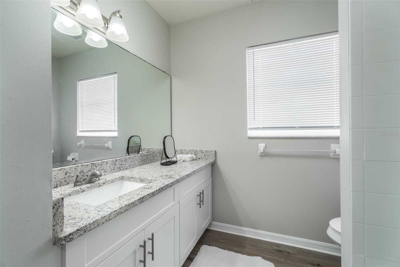 Image 6 of 25 For 1707 Bondurant Way