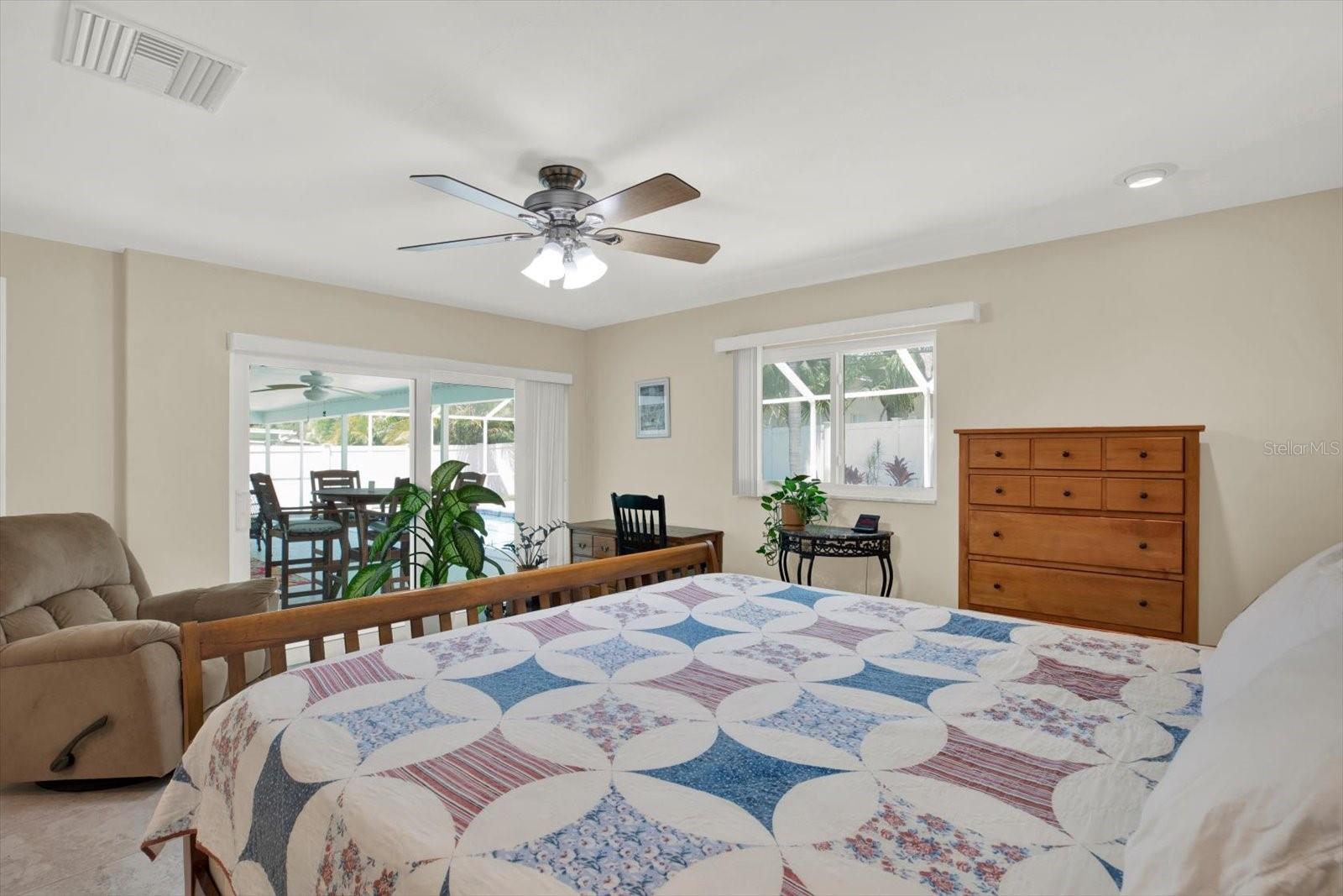 Image 18 of 68 For 14725 Crown Drive