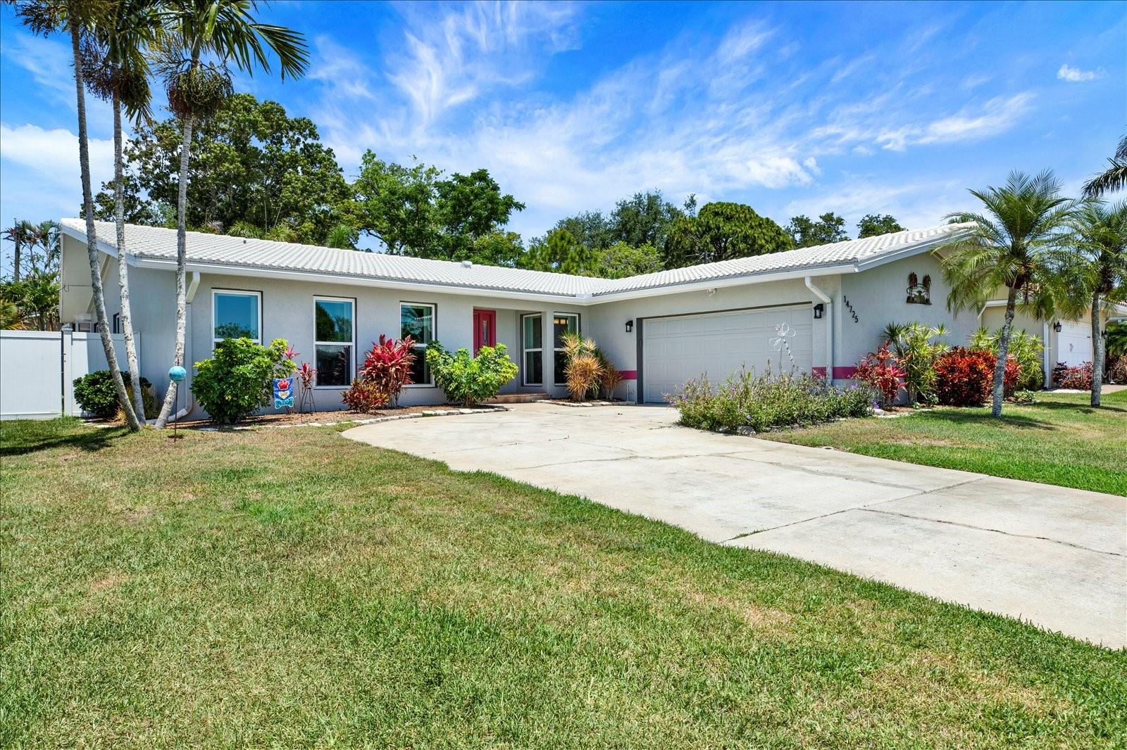 Image 3 of 68 For 14725 Crown Drive