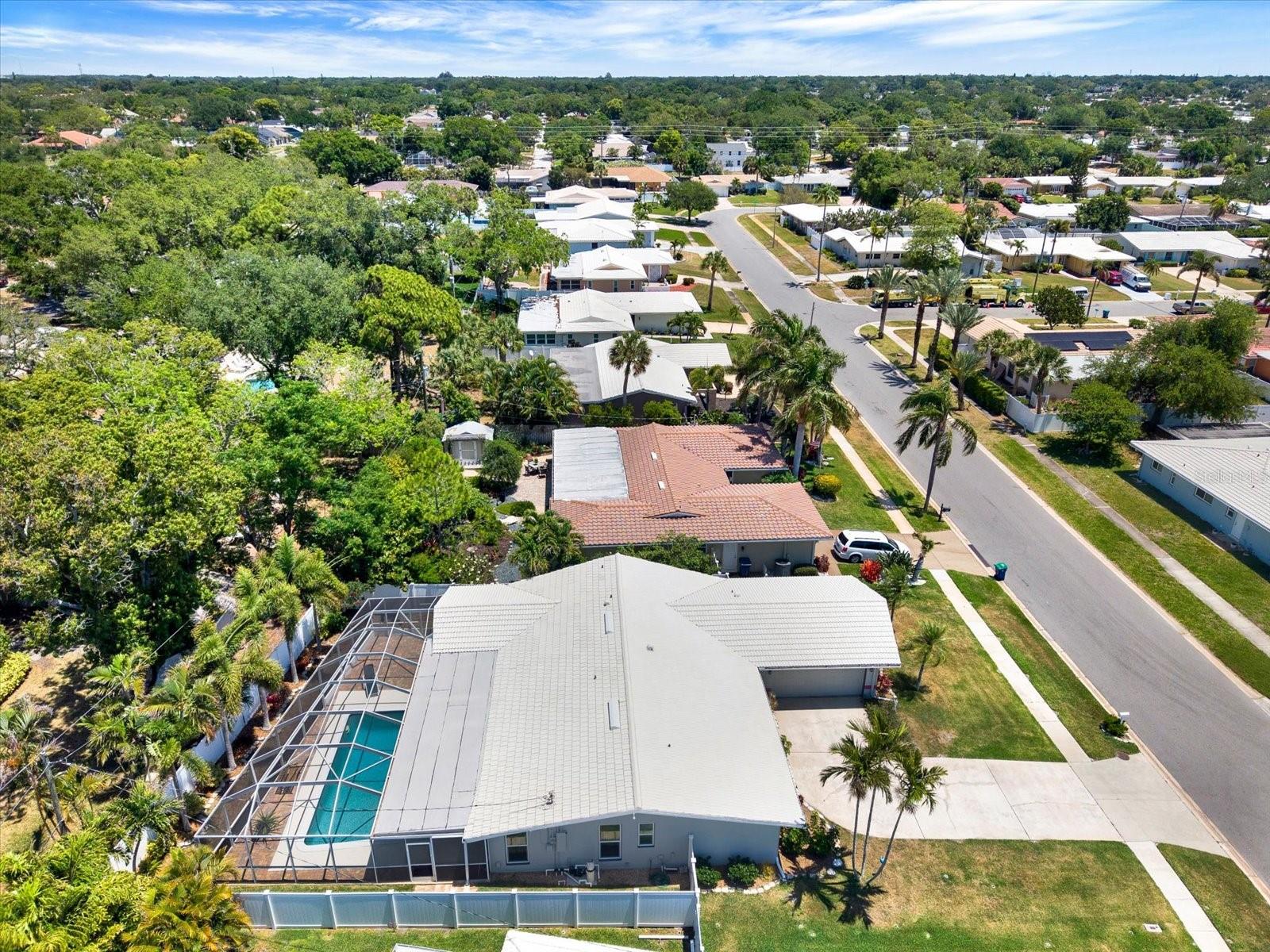 Image 45 of 68 For 14725 Crown Drive