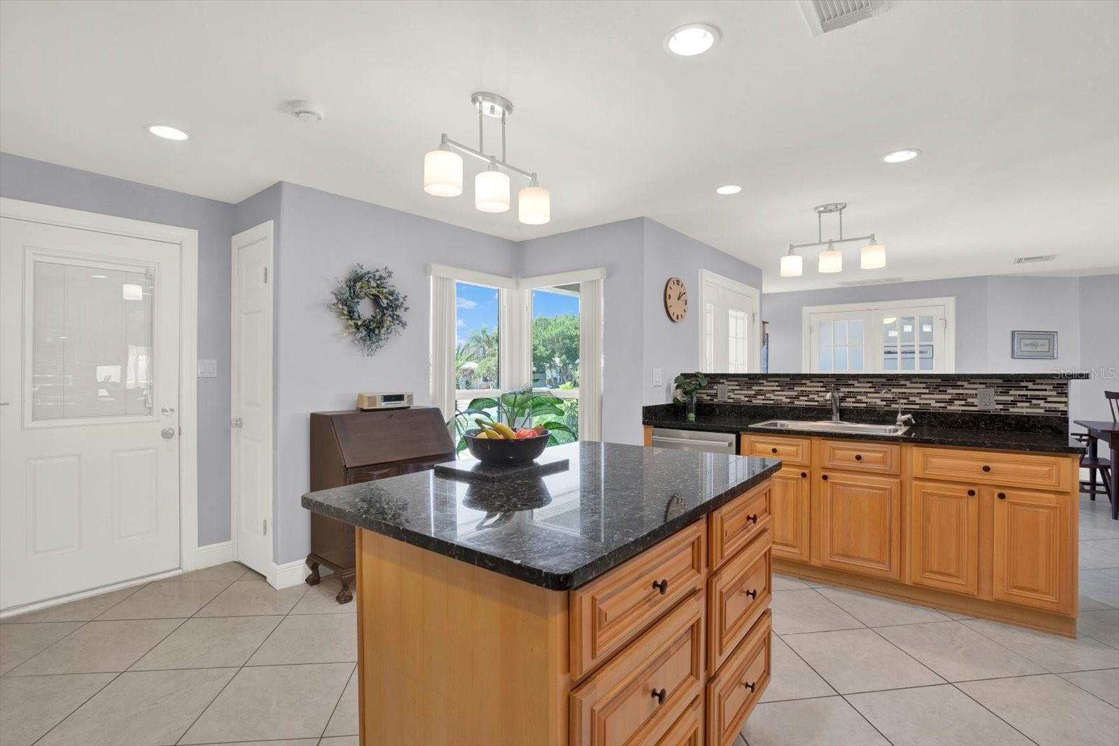 Image 9 of 68 For 14725 Crown Drive