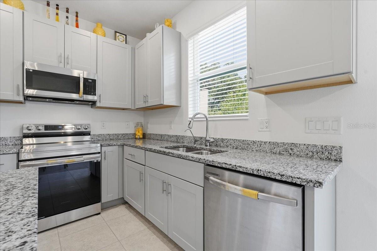 Image 13 of 48 For 34179 Cinder Way
