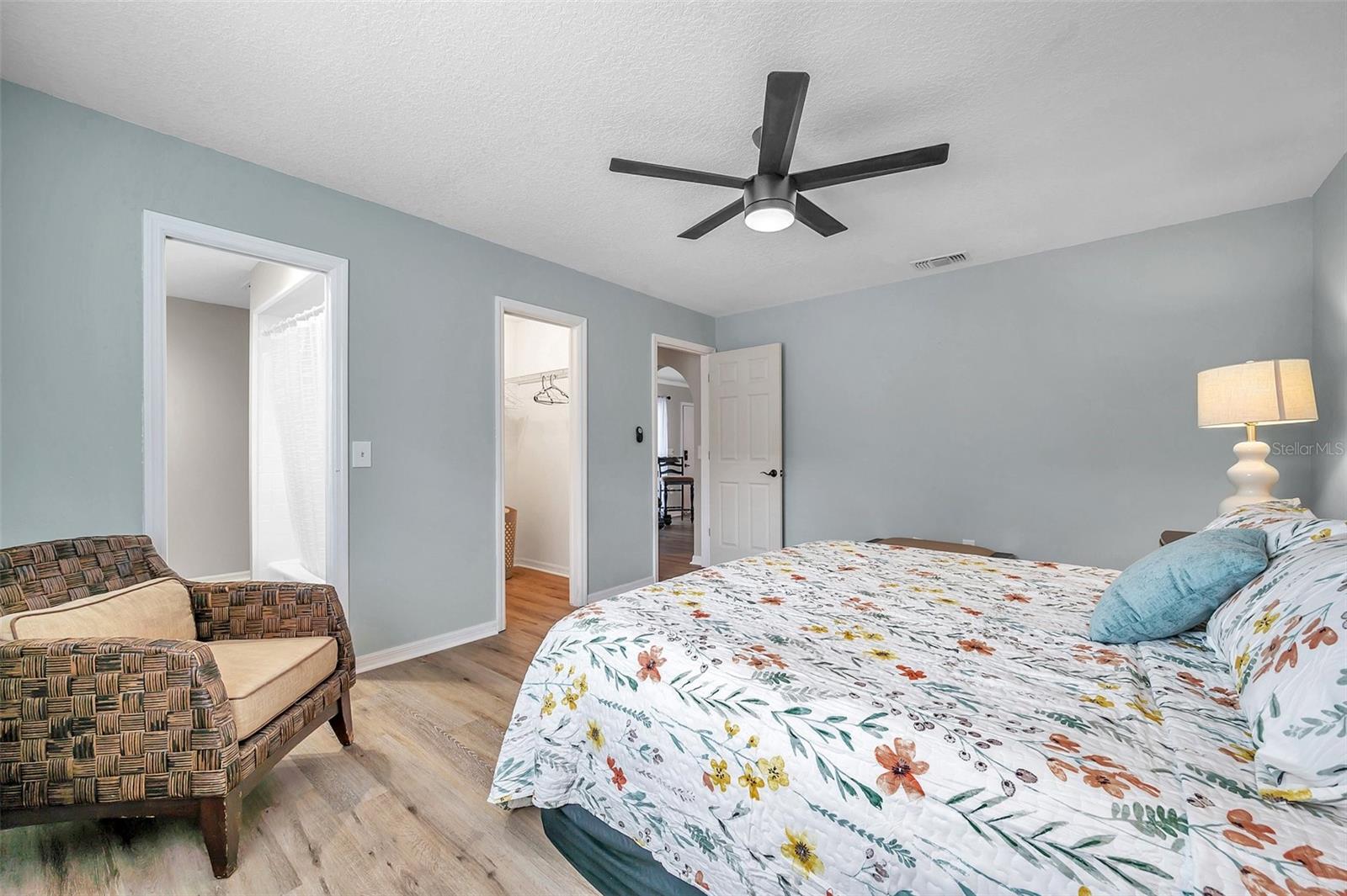 Image 35 of 60 For 717 Carolina Avenue