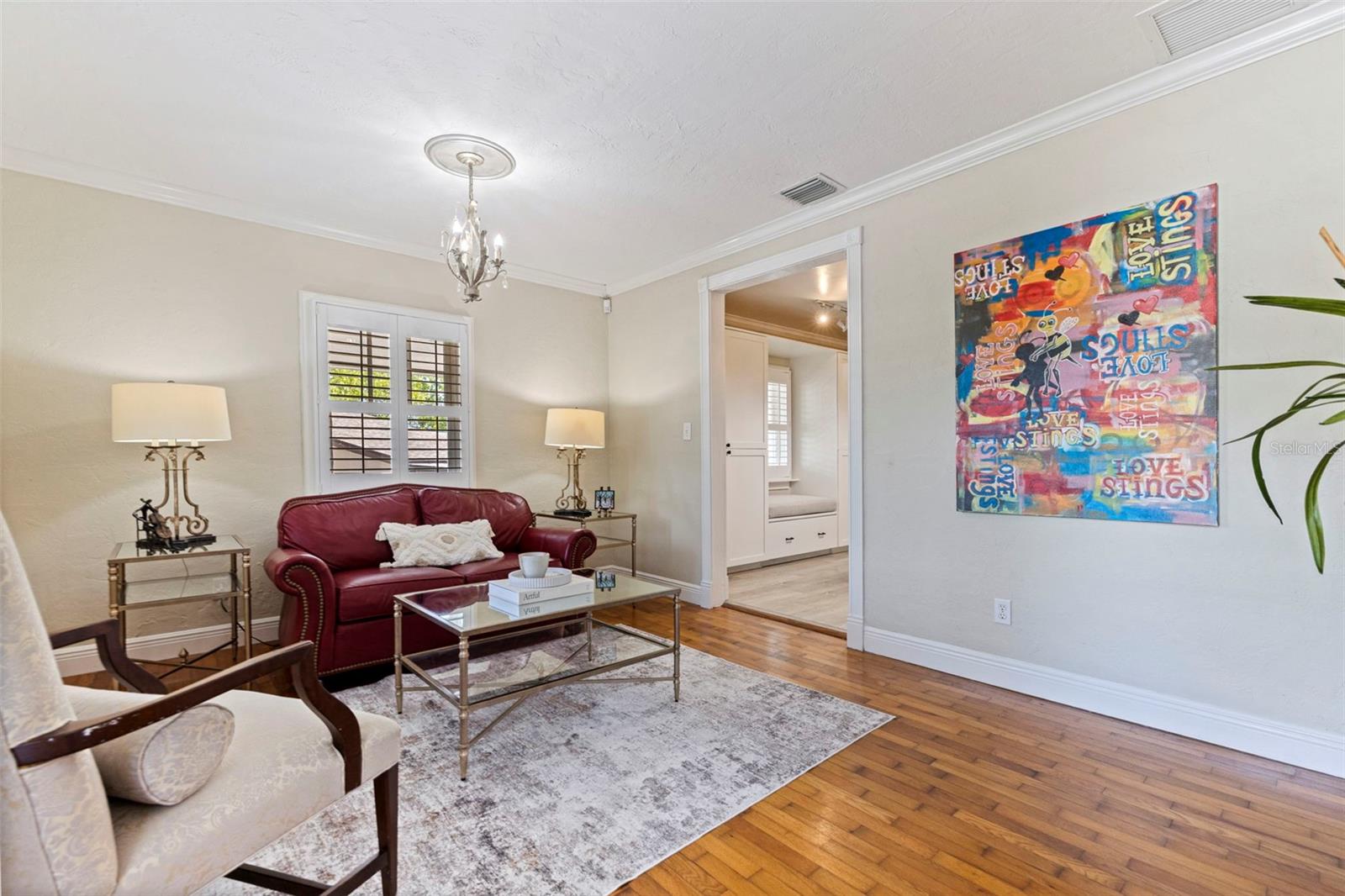 Image 3 of 34 For 1010 43rd Avenue N