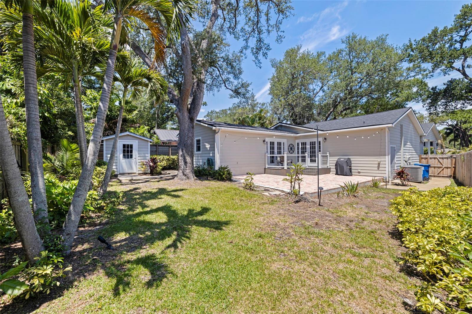 Image 32 of 34 For 1010 43rd Avenue N