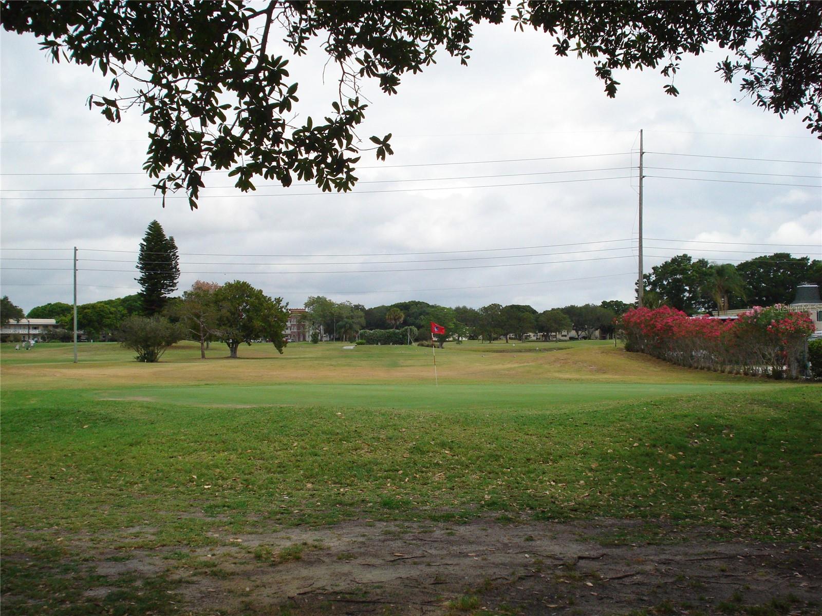 Image 27 of 31 For 2042 Australia Way W 18
