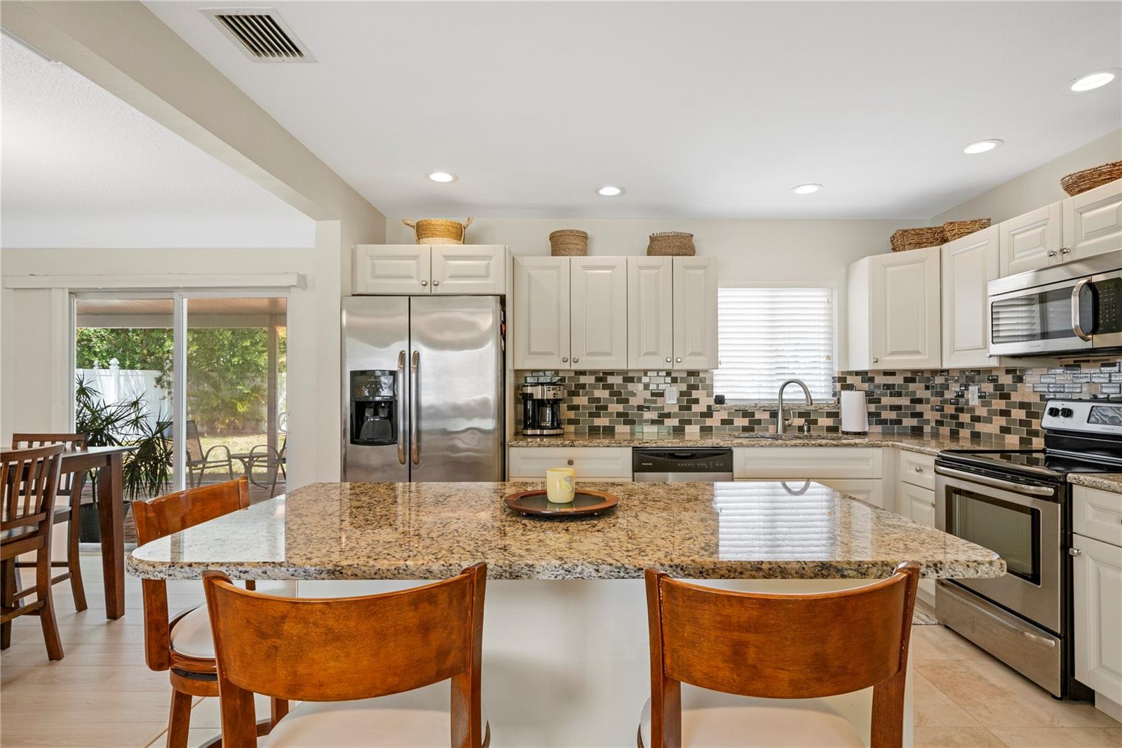 Image 13 of 43 For 5965 15th Street N