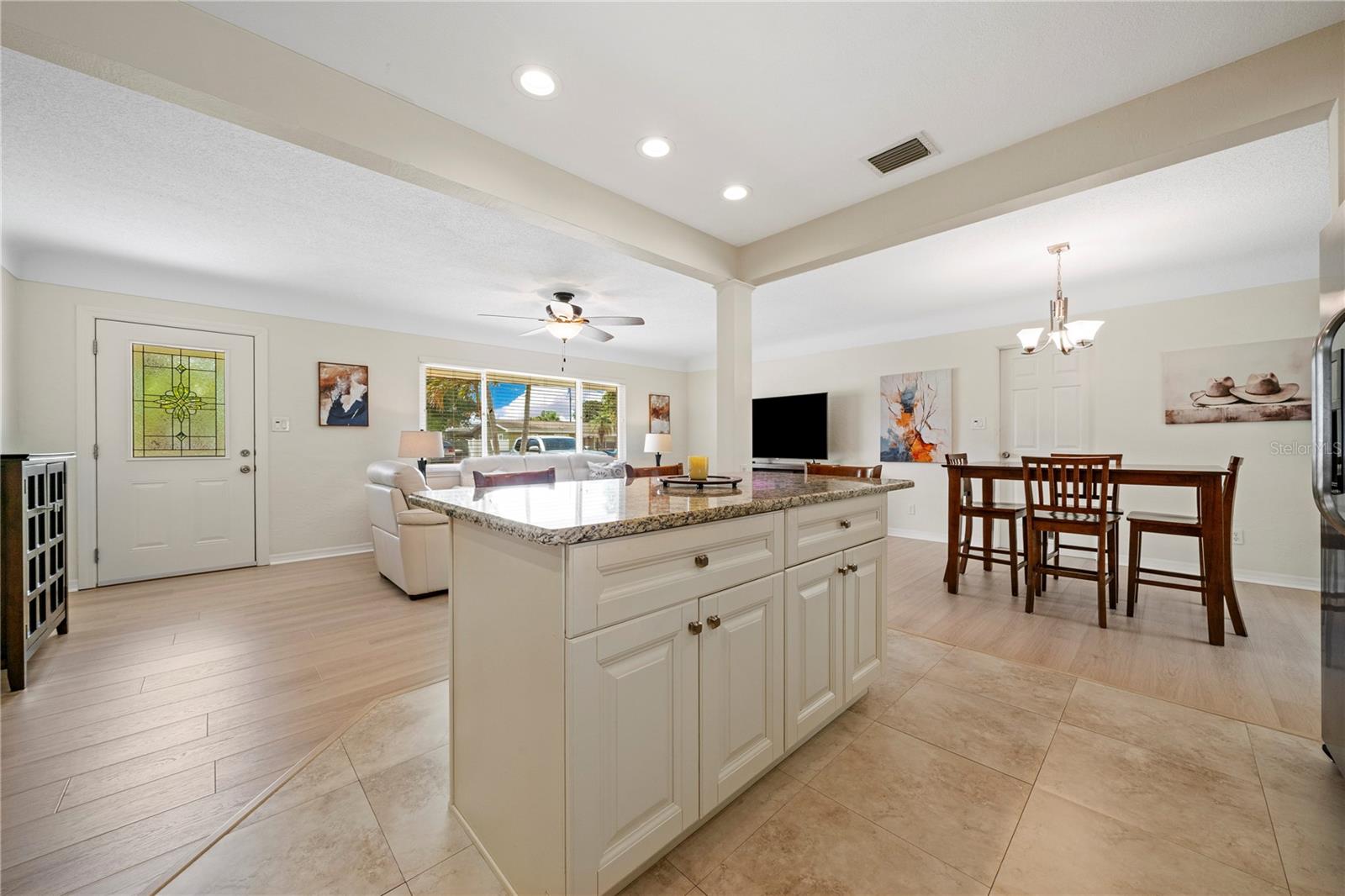 Image 17 of 43 For 5965 15th Street N