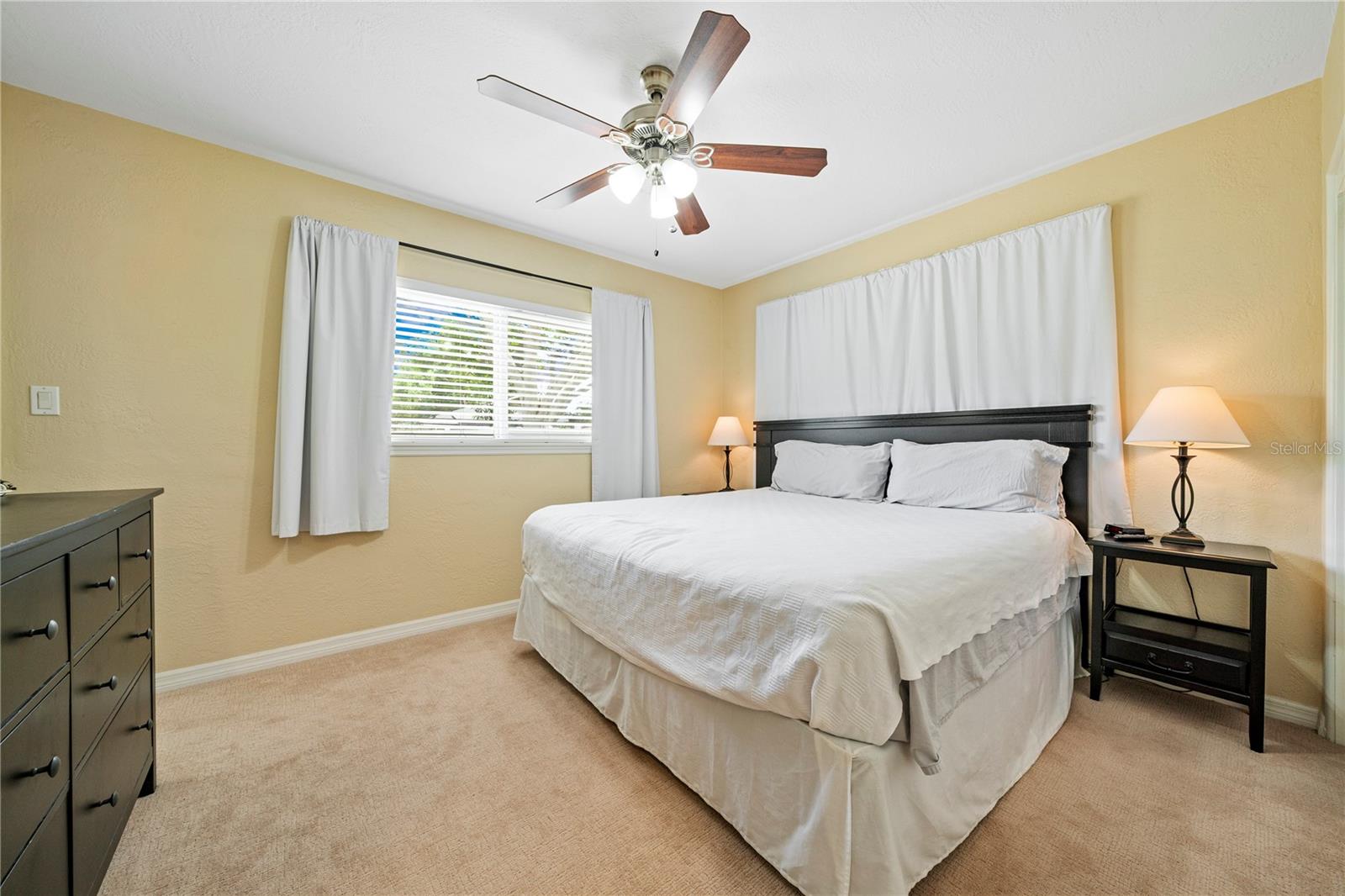 Image 27 of 43 For 5965 15th Street N