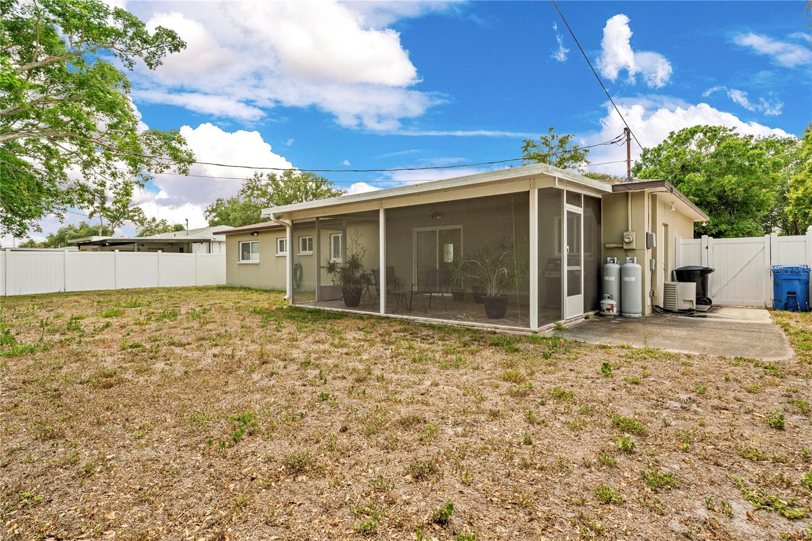 Image 36 of 43 For 5965 15th Street N