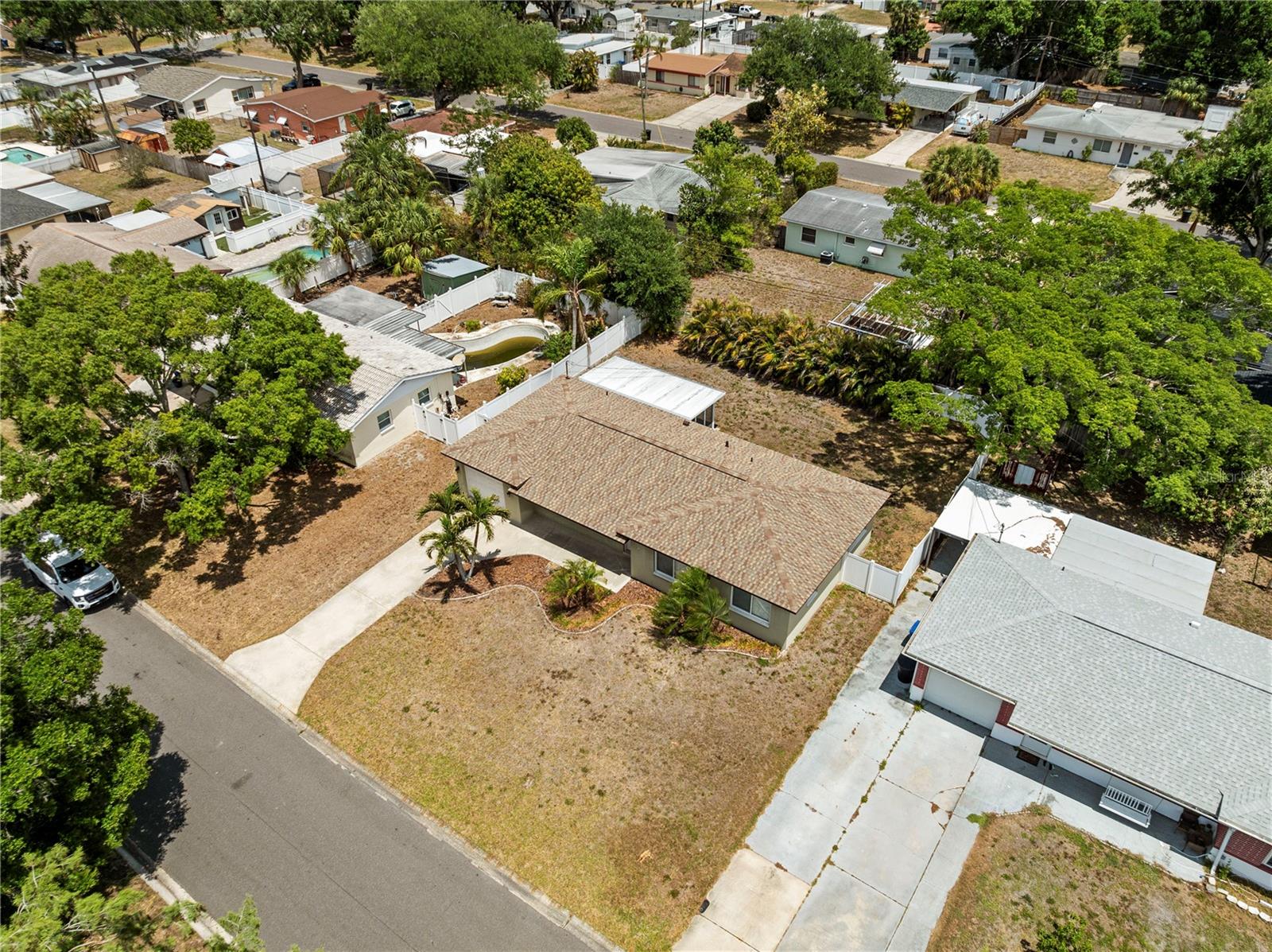 Image 5 of 43 For 5965 15th Street N