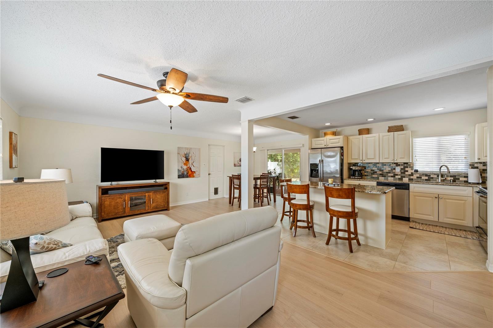 Image 9 of 43 For 5965 15th Street N