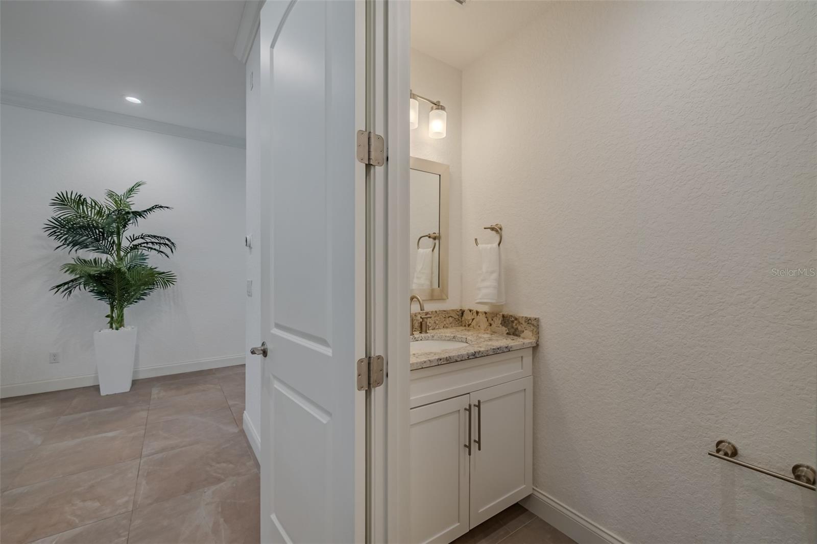 Image 11 of 49 For 3224 Empedrado Street