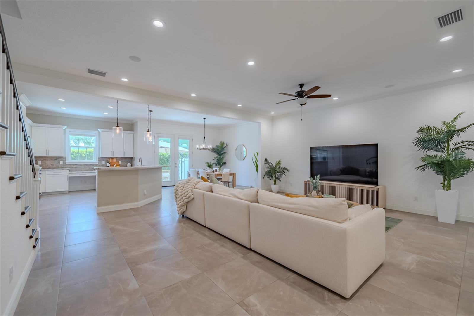 Image 9 of 49 For 3224 Empedrado Street