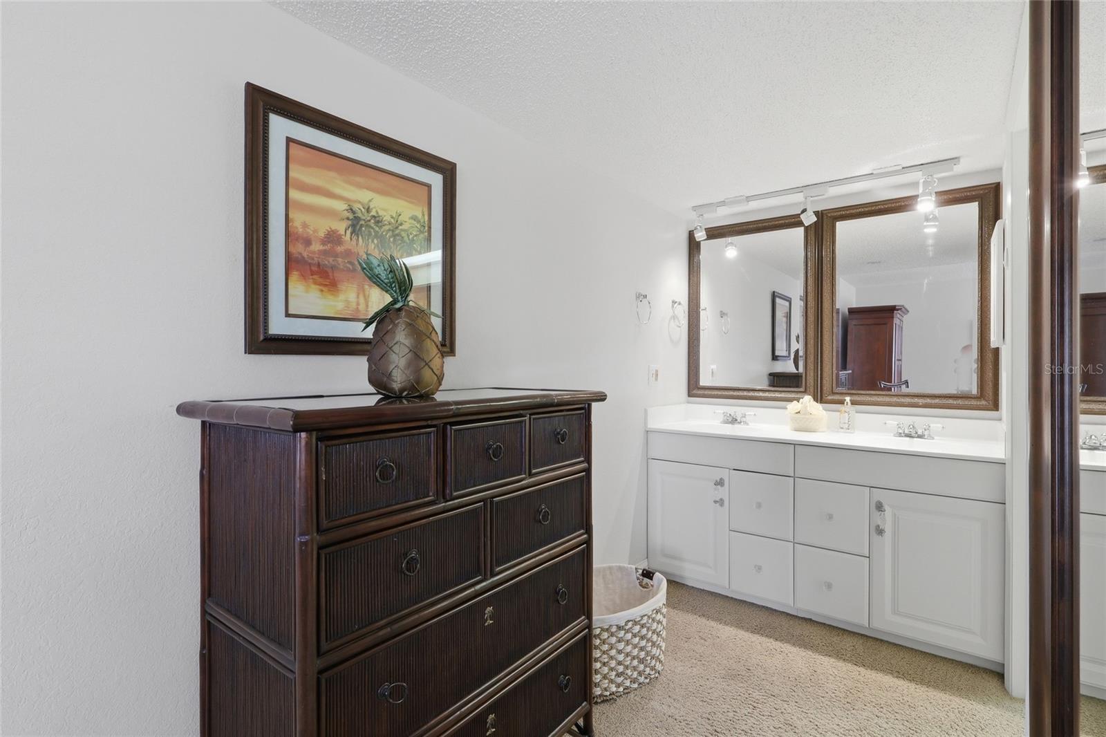Image 16 of 39 For 29130 Bay Hollow Drive 3312
