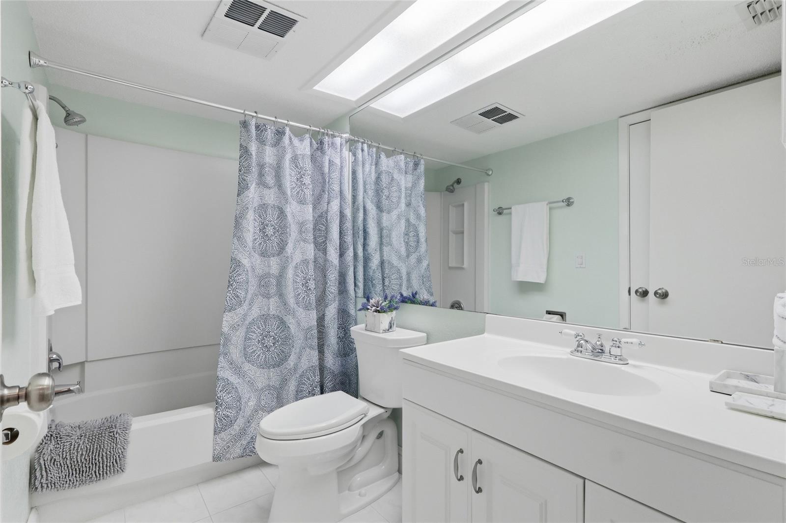 Image 25 of 39 For 29130 Bay Hollow Drive 3312