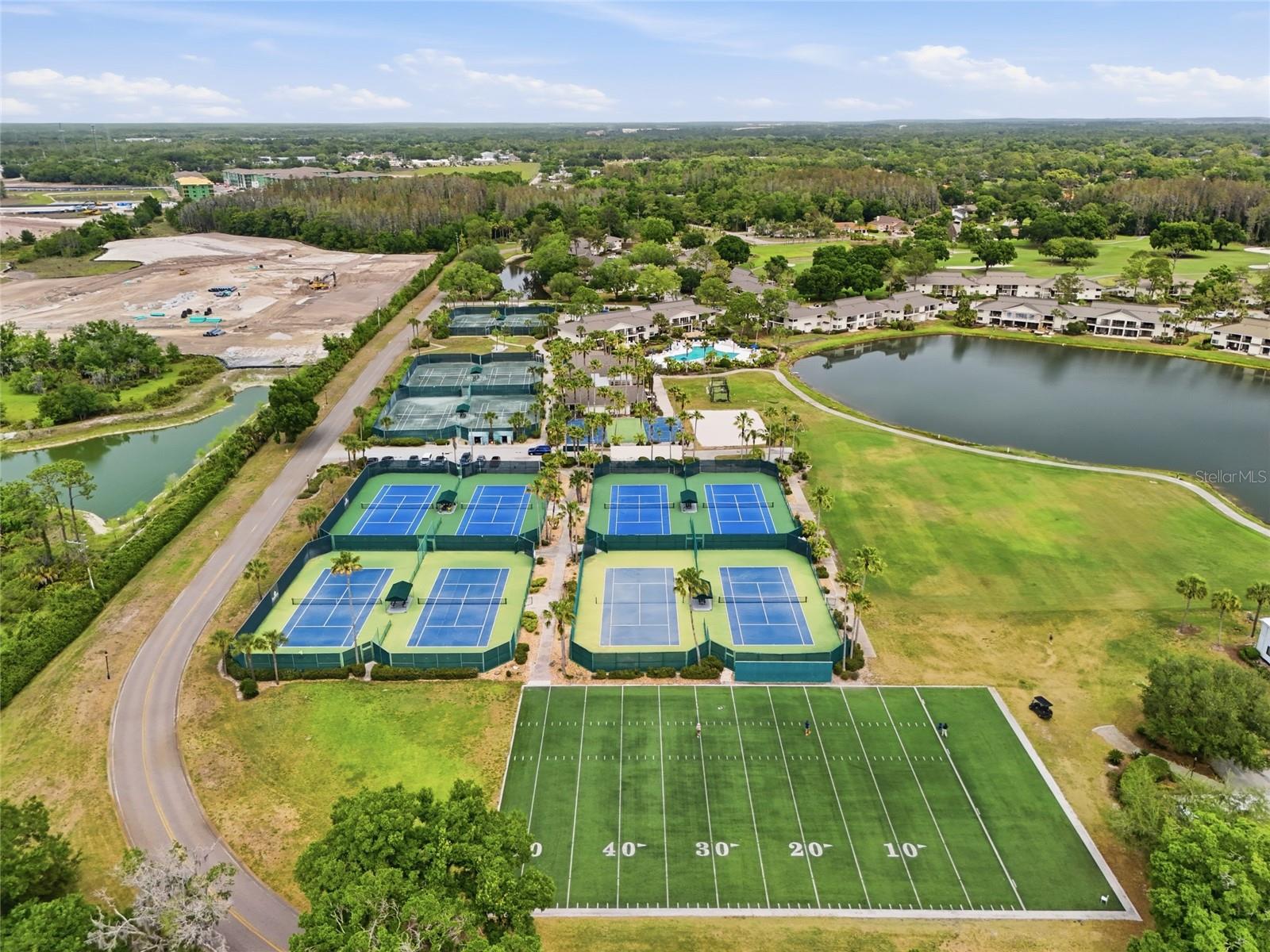 Image 33 of 39 For 29130 Bay Hollow Drive 3312