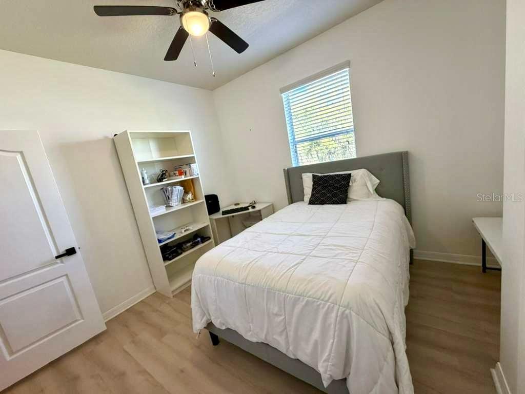 Image 12 of 22 For 32914 Hillman Court