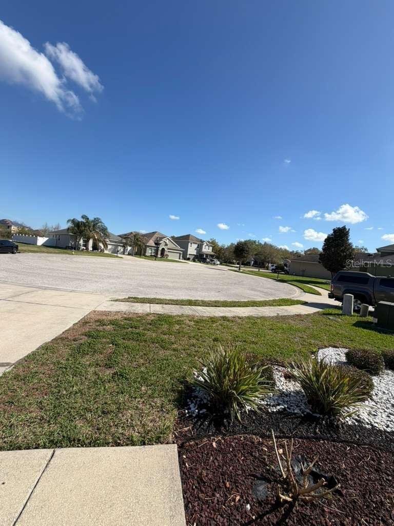 Image 20 of 22 For 32914 Hillman Court